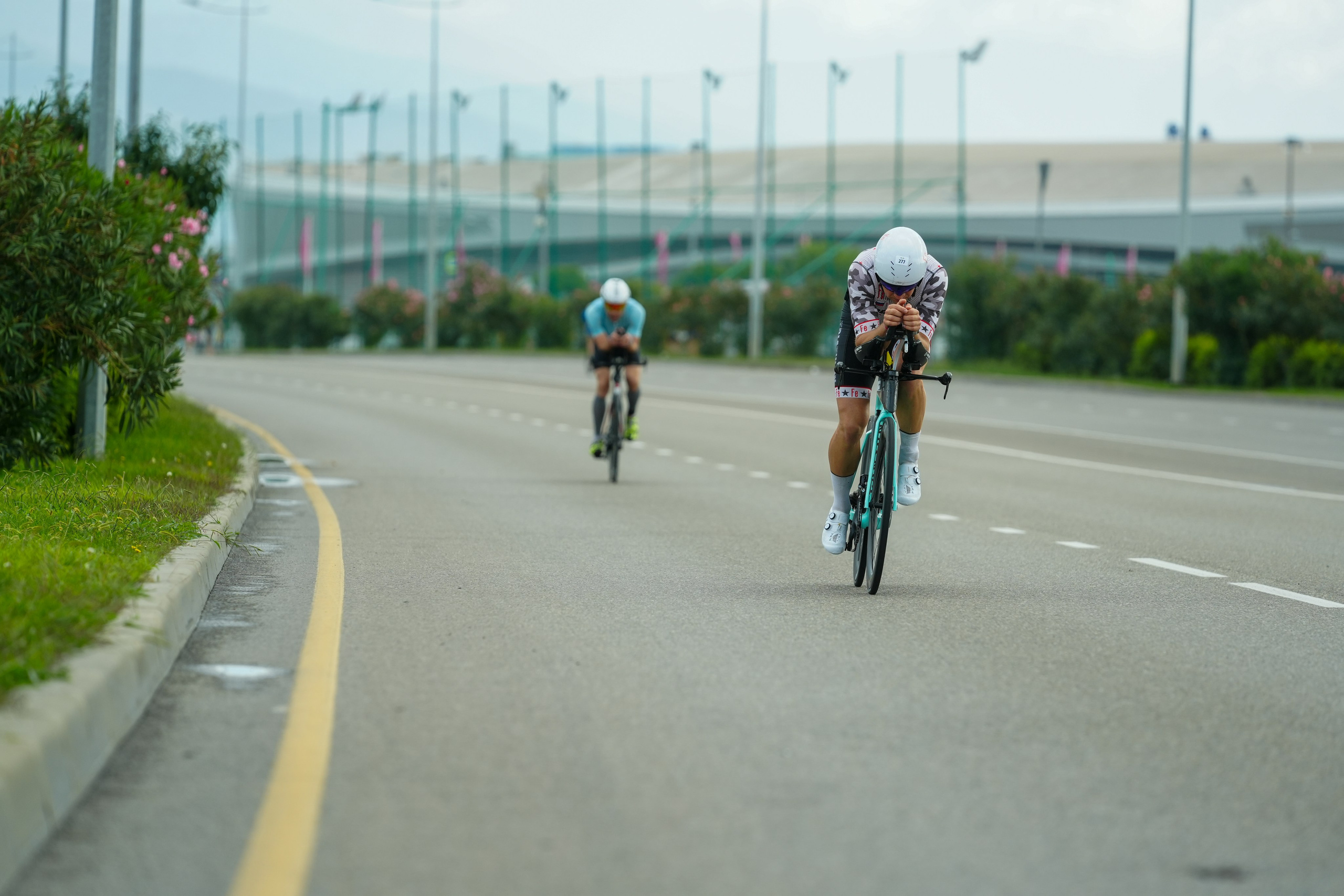 Фотоотчет партнерской интеграции для компании TELE2 на фестивале Ironstar. Репортажный фотограф в Красной Поляне и Сочи Павлюченко Екатерина