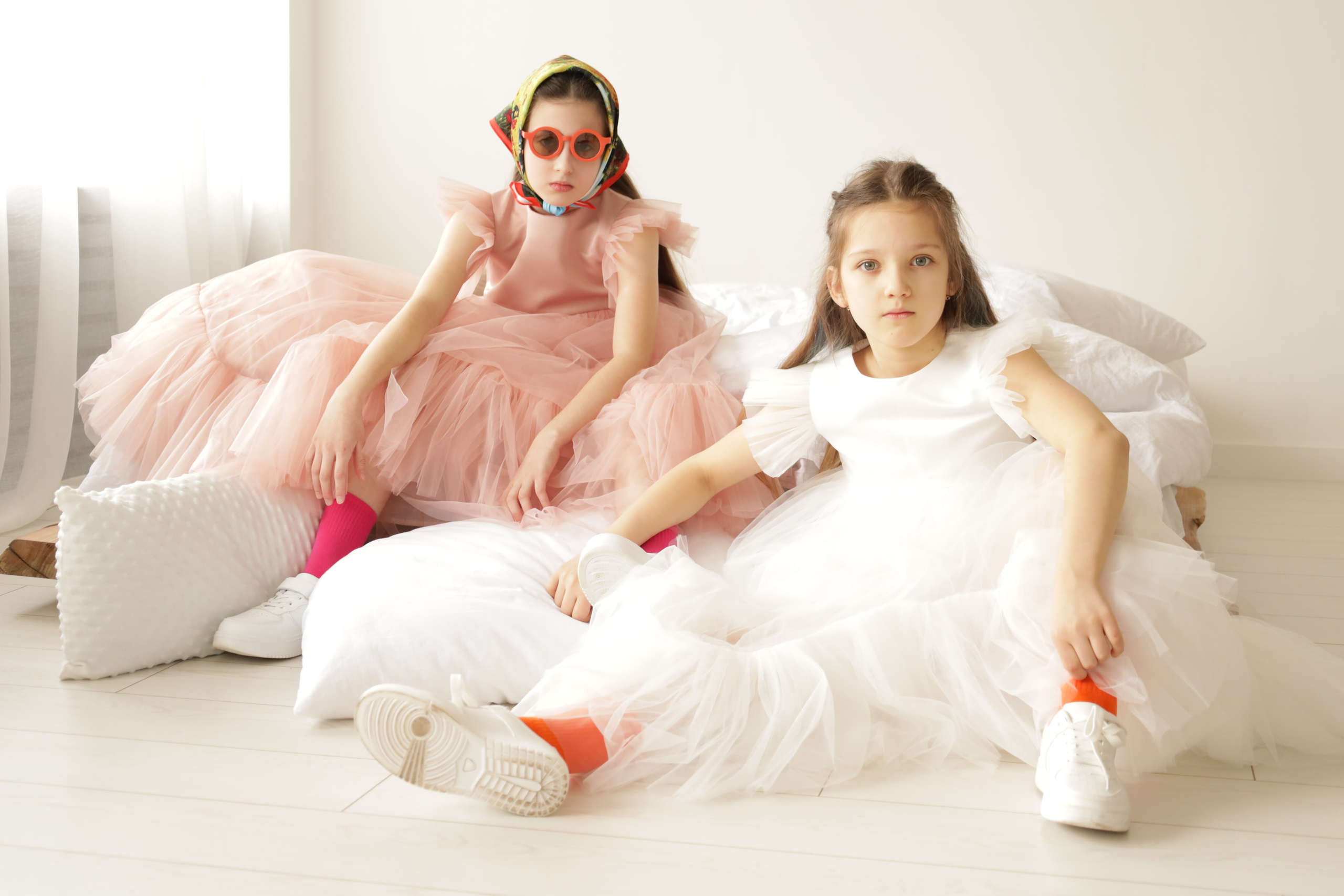 Фотосессия с цветами в фотостудии