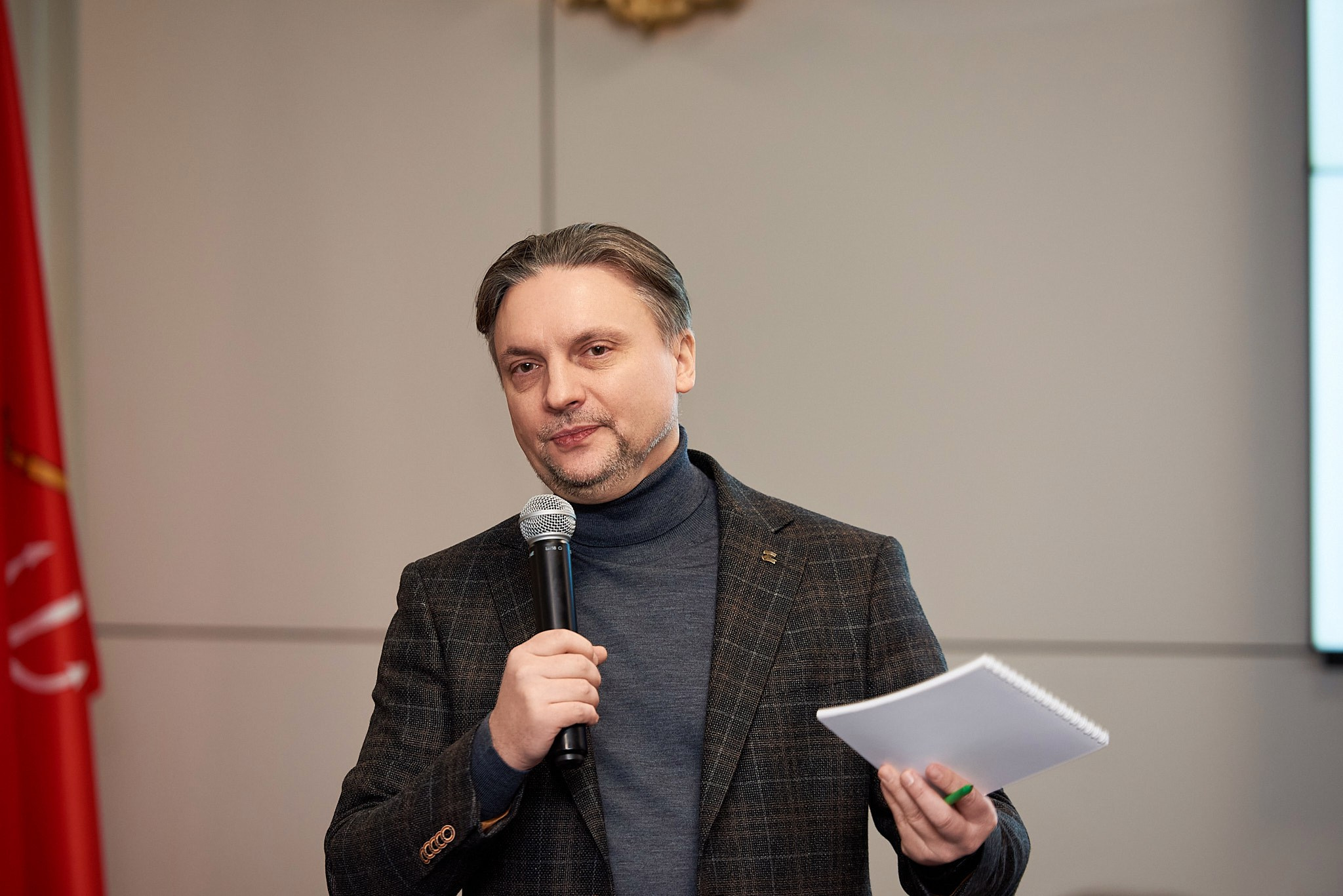 Дизайн-сессия ИИ трансформации Санкт-Петербурга. Иван Ступа, репортажный фотограф в Санкт-Петербурге и Ленинградской области