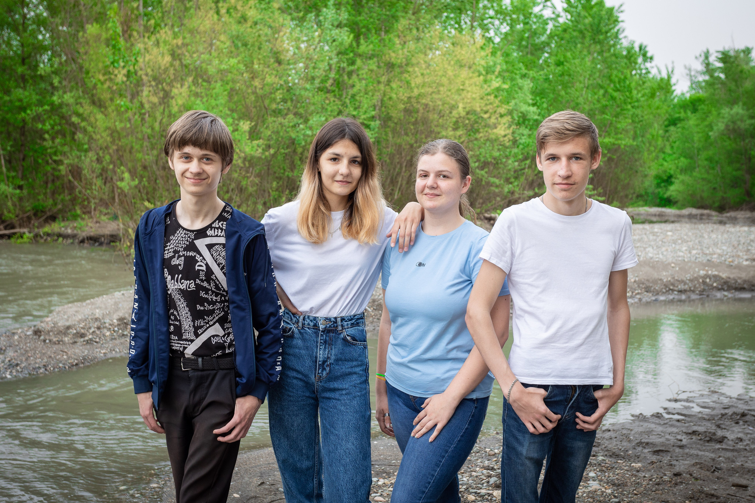 Уличная фотосессия на выпускной альбом. Выпускные альбомы Майкоп, Краснодар Елена Золотарева