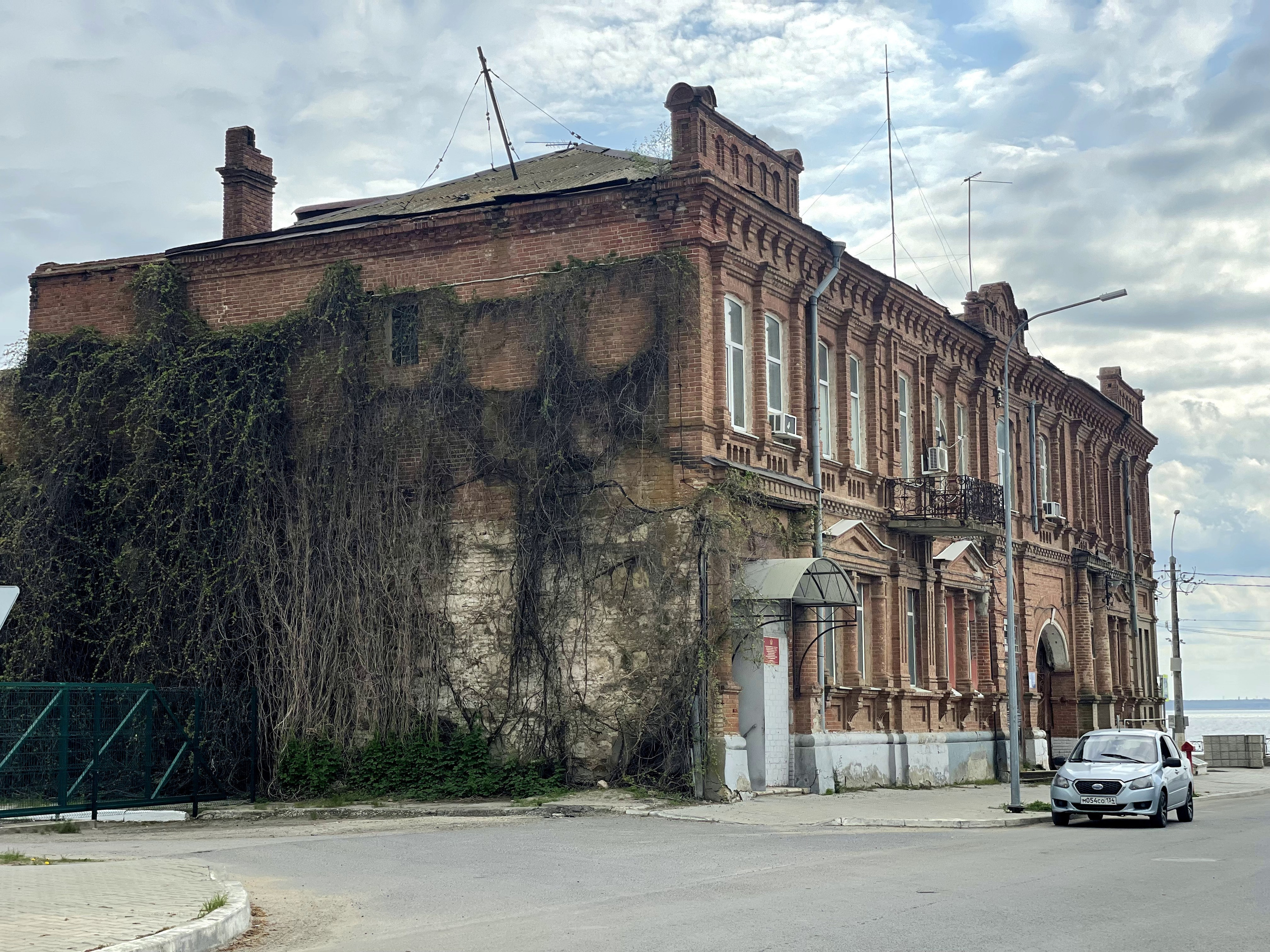 80 000 Улица, набережная. ВИЗУАЛЬНЫЕ И ЗВУКОВЫЕ РЕШЕНИЯ ДЛЯ БИЗНЕСА И СЪЁМОК ТЕЛЕТЕЛА