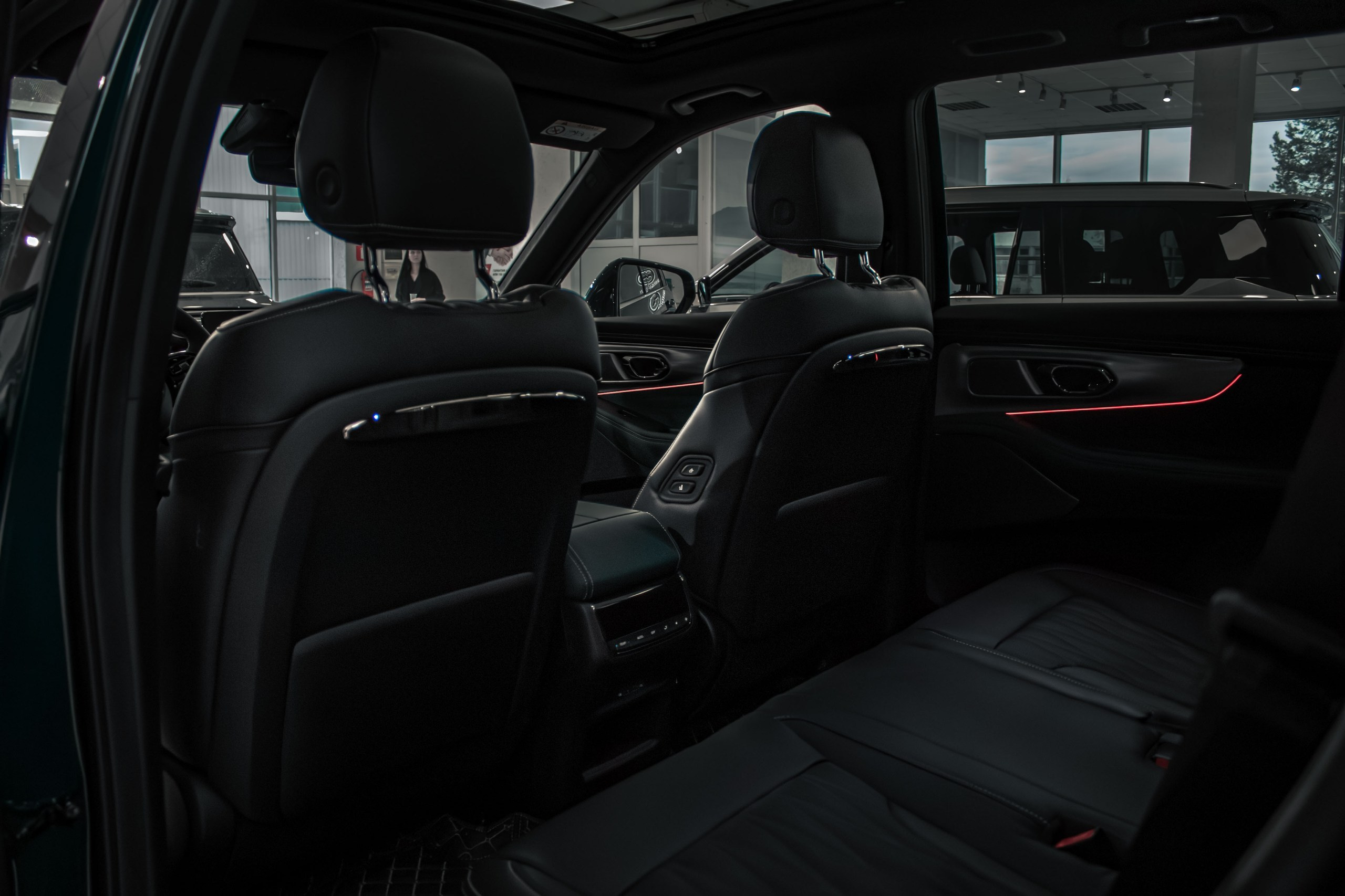 Бизнес съемка для автосалона GAC в городе Ижевск. Бизнес фотограф Ижевск — Назаров Роман