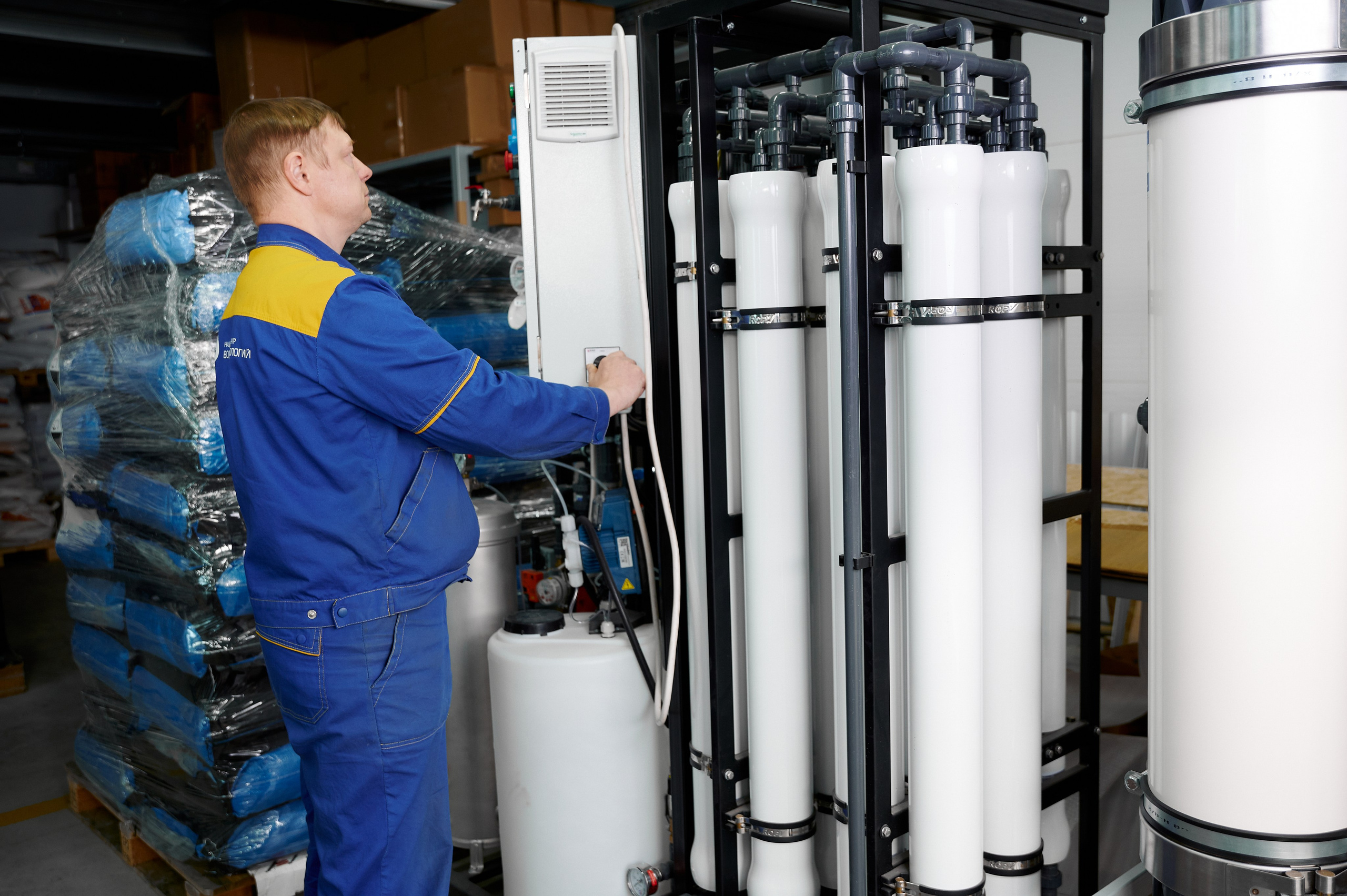 Промышленная фотосъёмка на производстве в Екатеринбурге. Профессиональная съёмка предприятий и оборудования – Екатеринбург. Фотограф Сергей Якубицкий Екатеринбург