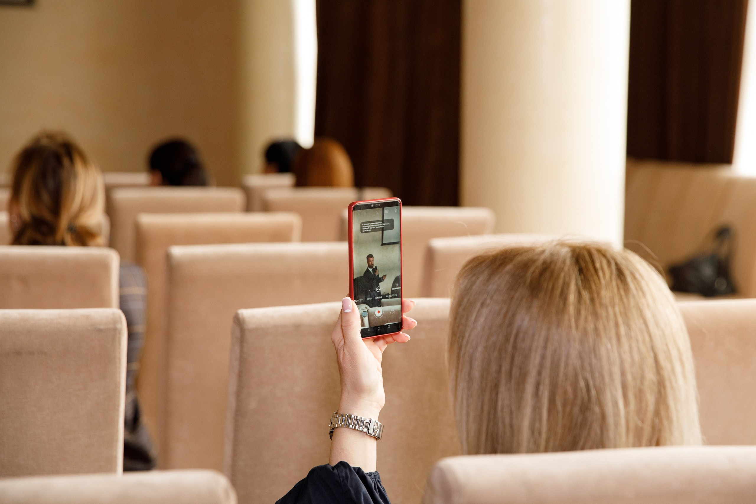 Конференция «Русский экспресс». Фотограф во Владикавказе Юрий Геворгизов