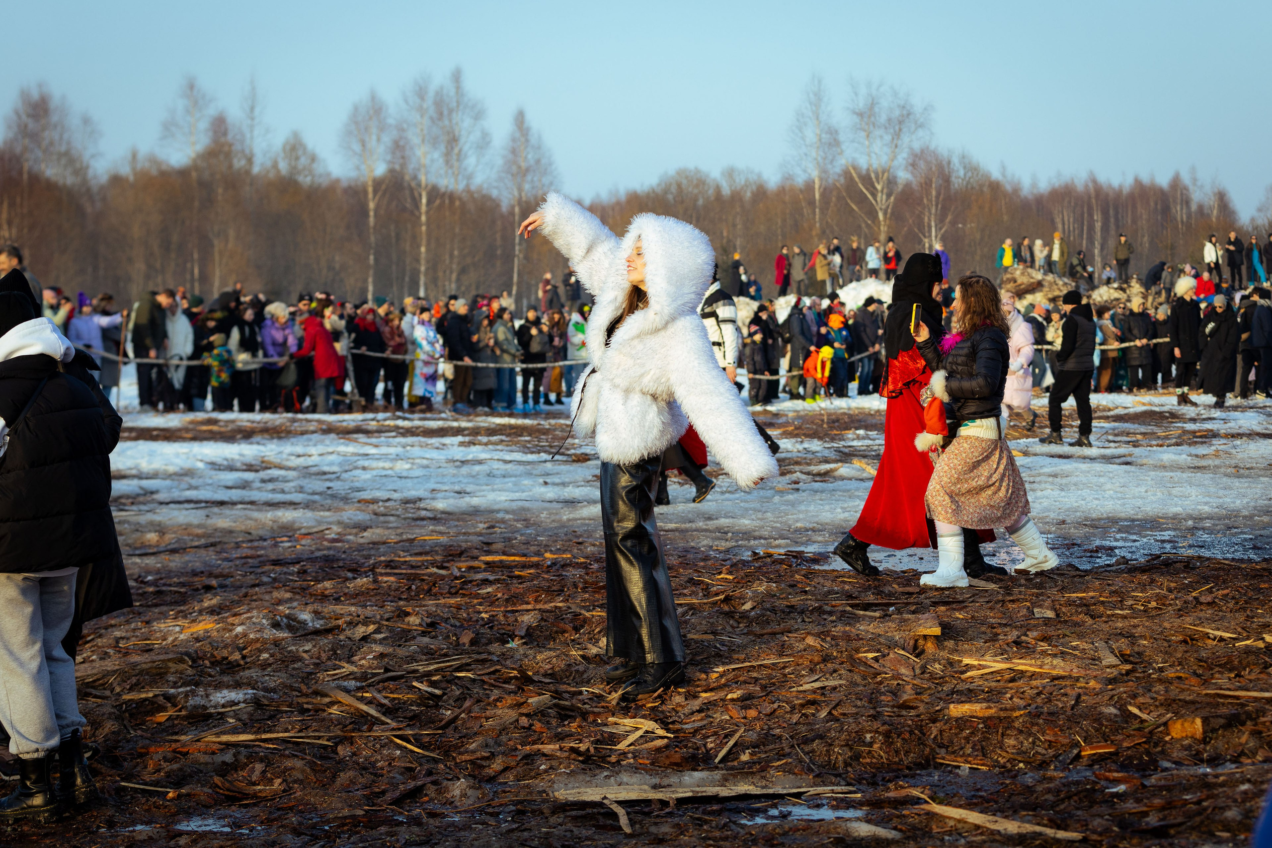 Масленица в Никола-Ленивце, весна 2024 г. Фотограф Виноградов Константин