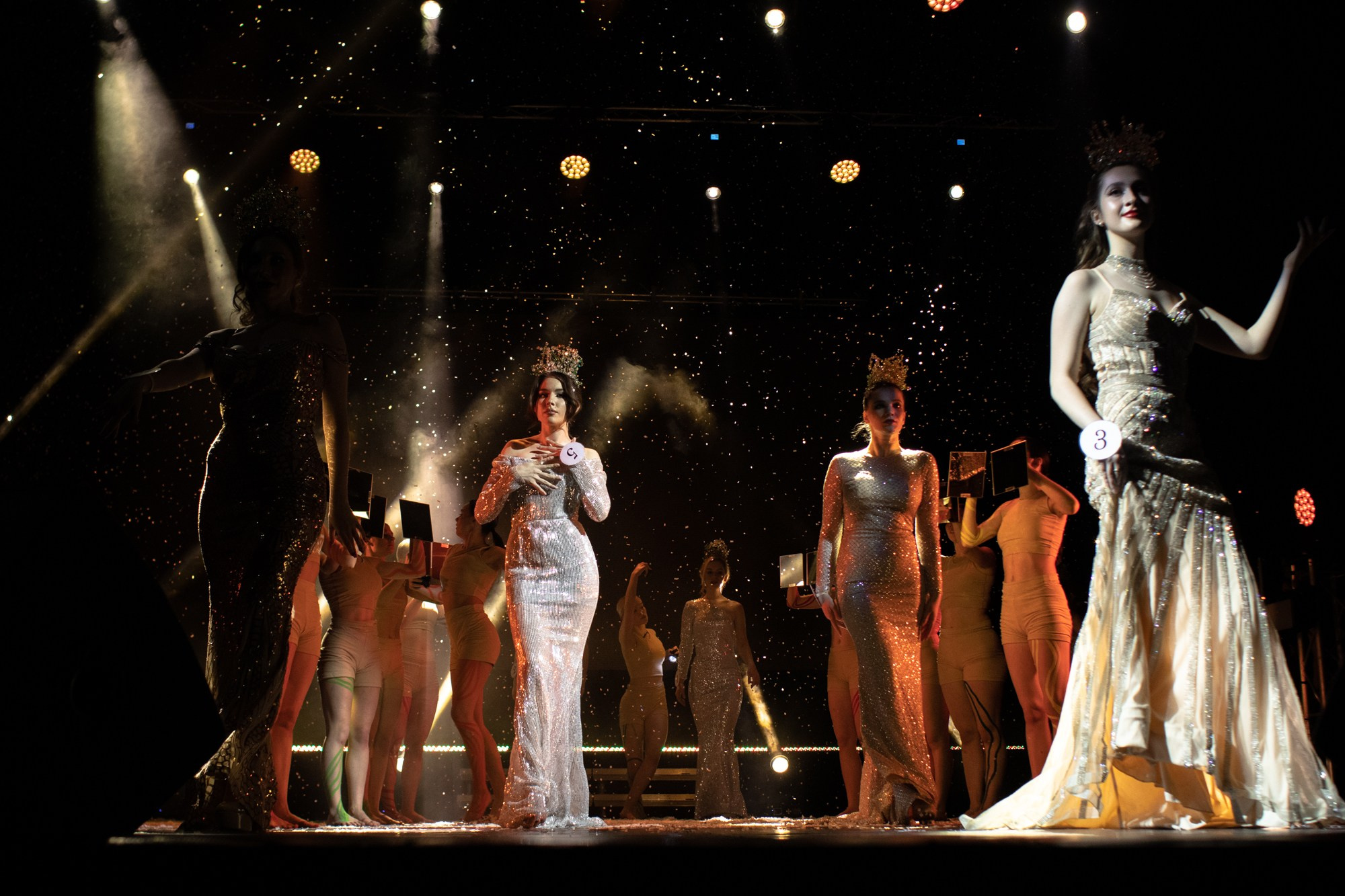 Конкурс красоты Мисс КубГУ 2021. Репортажный, промышленный и маркетплейс-фотограф Дмитрий Чернат