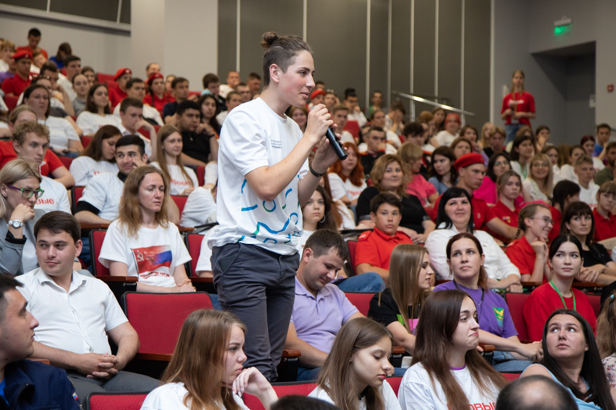 Краевой День молодёжи в Краснодаре 2023. Репортажный, промышленный и маркетплейс-фотограф Дмитрий Чернат