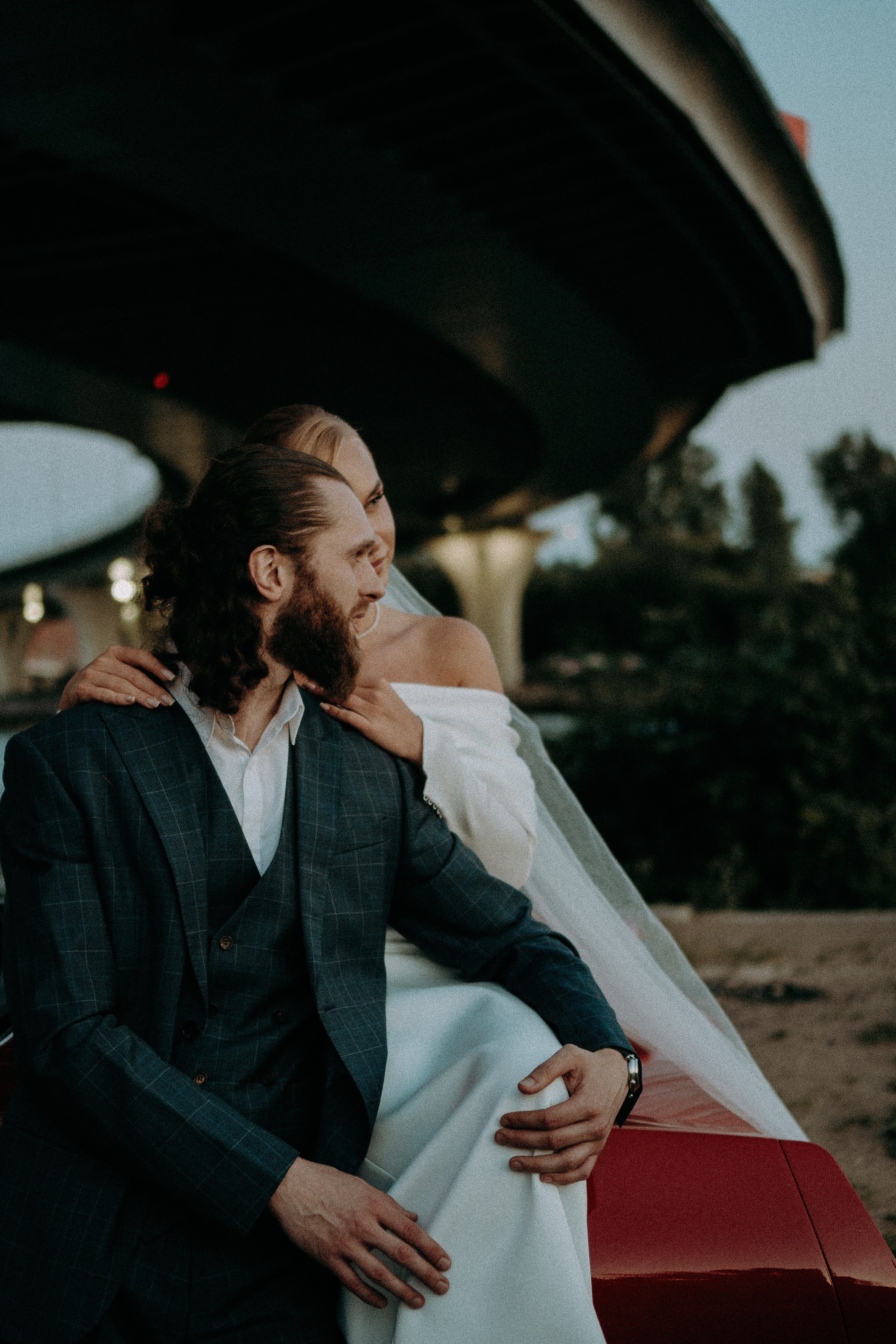 СВАДЕБНАЯ СЬЕМКА ВОЗЛЕ МСОТА БЕТАНКУРА НА КАБРИОЛЕТЕ. Профессиональный фотограф, Санкт-Петербург — Виктория Богомолова