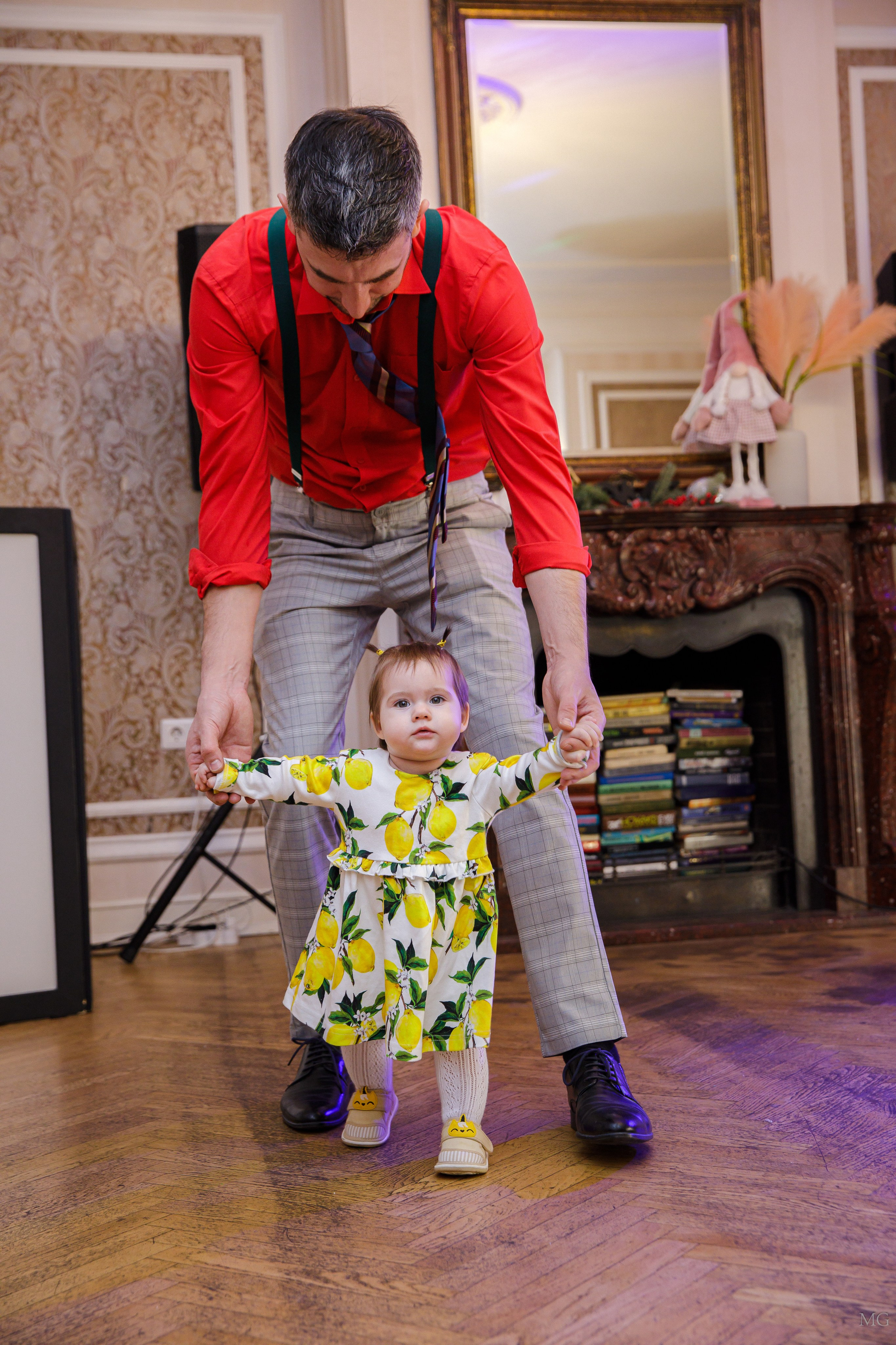 Дарина и Стиляги. Маша Гонтарь Семейный домашний репортажный фотограф в Санкт-Петербурге