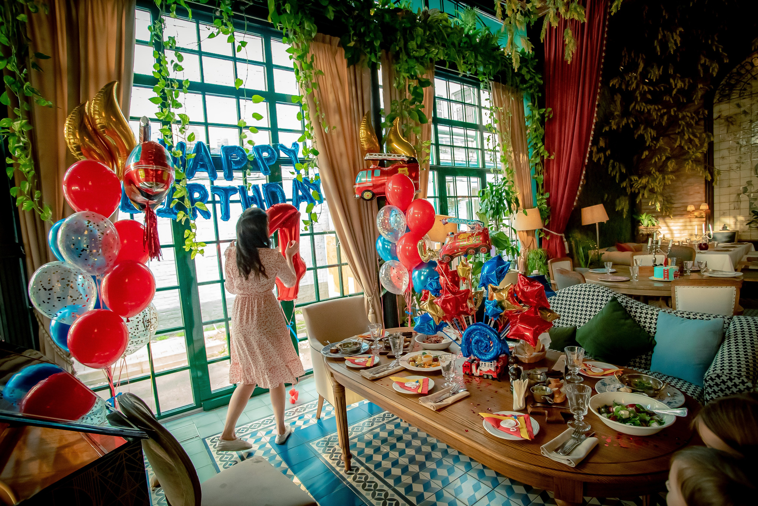 День Рожденья. Max Matvich and Victoria Basova are professionals in their field