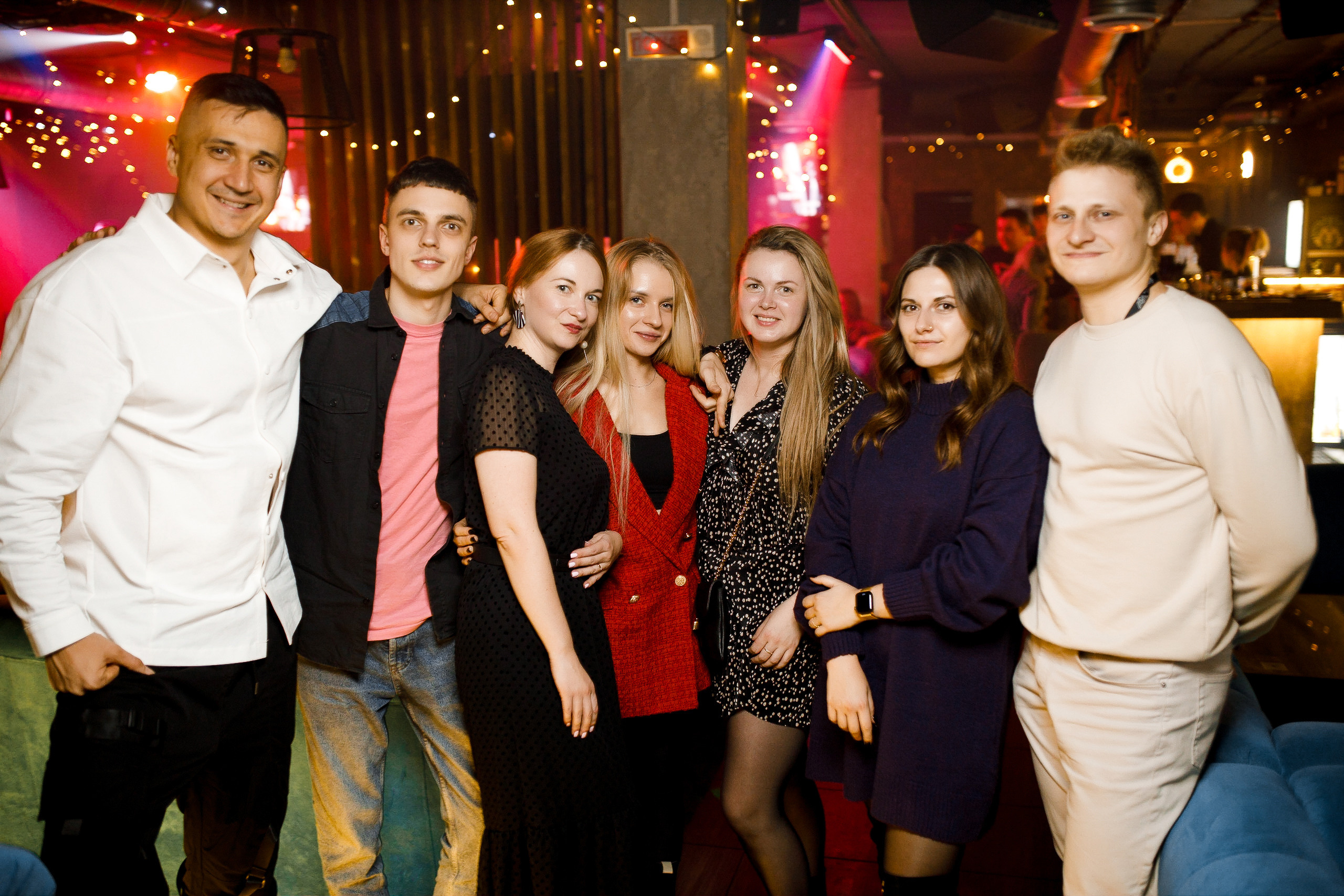 04\11\2022 Караоке в Мяте Спортивная. Мята Спортивная — Кальянная, караоке, бар в Минске