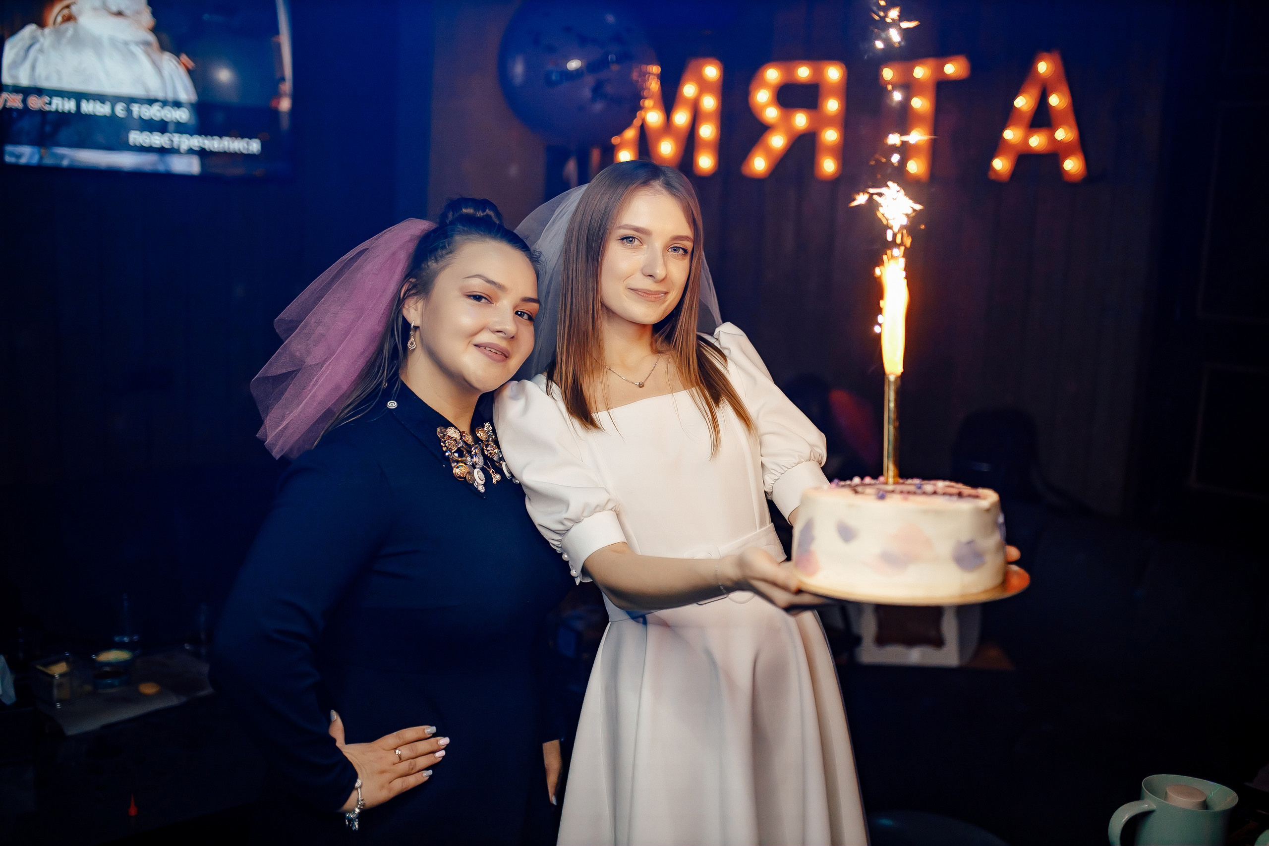 22\10\2022 Караоке в Мяте Спортивная. Мята Спортивная — Кальянная, караоке, бар в Минске