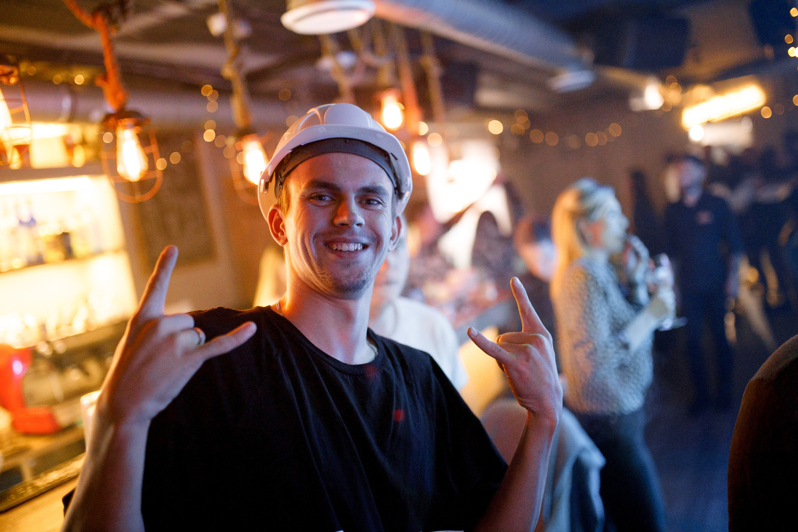 04\11\2022 Караоке в Мяте Спортивная. Мята Спортивная — Кальянная, караоке, бар в Минске