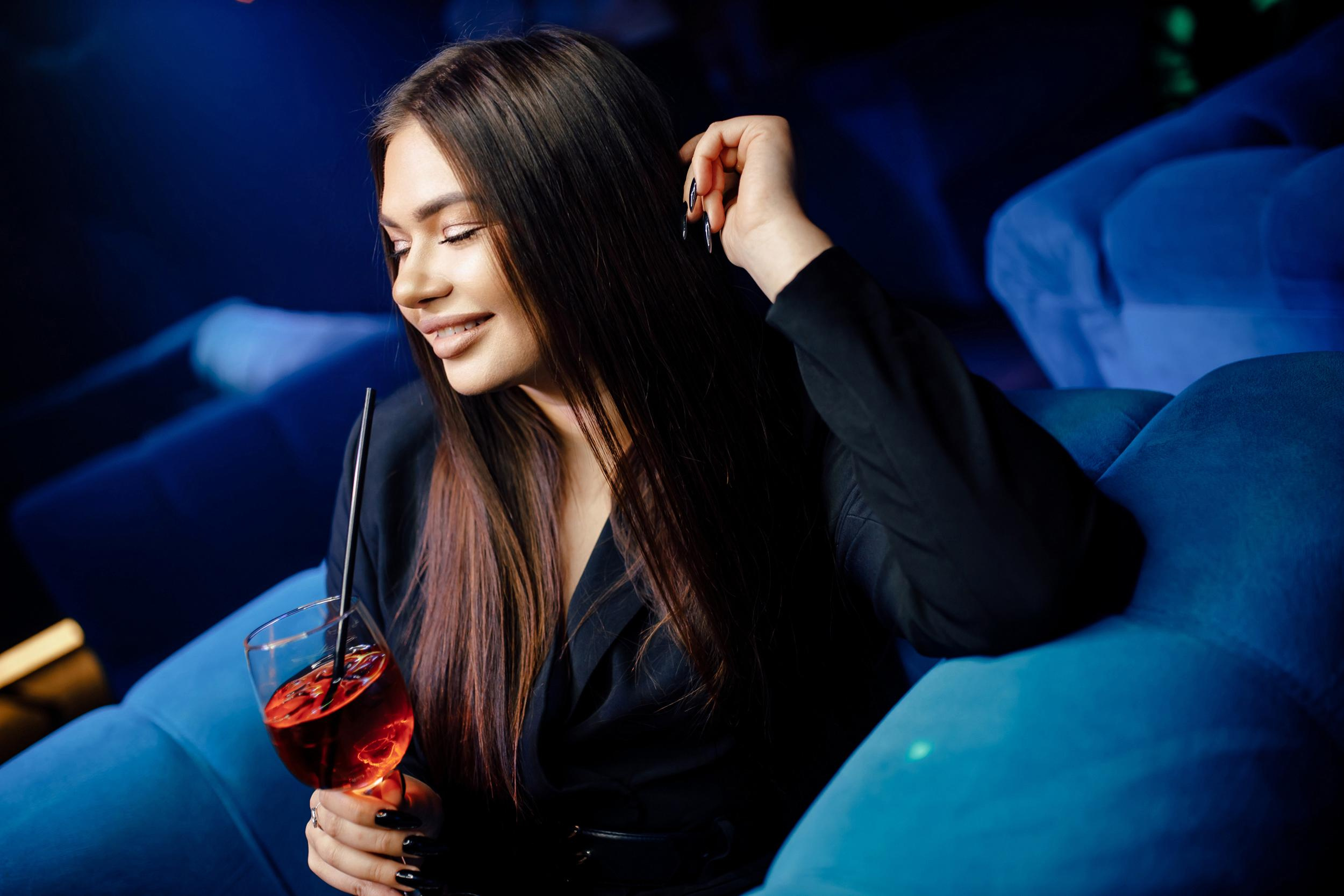 21\10\2022 Караоке в Мяте Спортивная. Мята Спортивная — Кальянная, караоке, бар в Минске