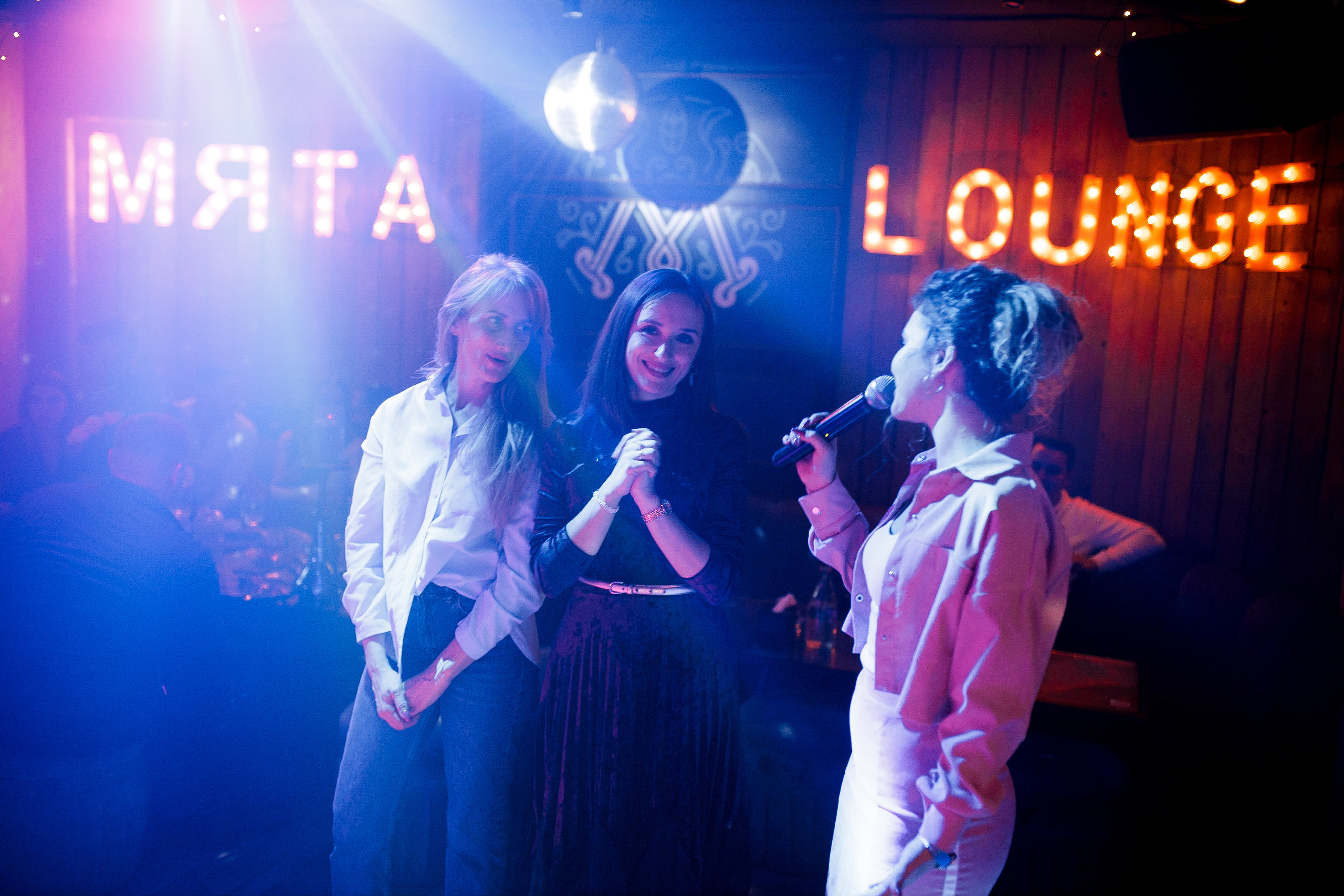 04\11\2022 Караоке в Мяте Спортивная. Мята Спортивная — Кальянная, караоке, бар в Минске