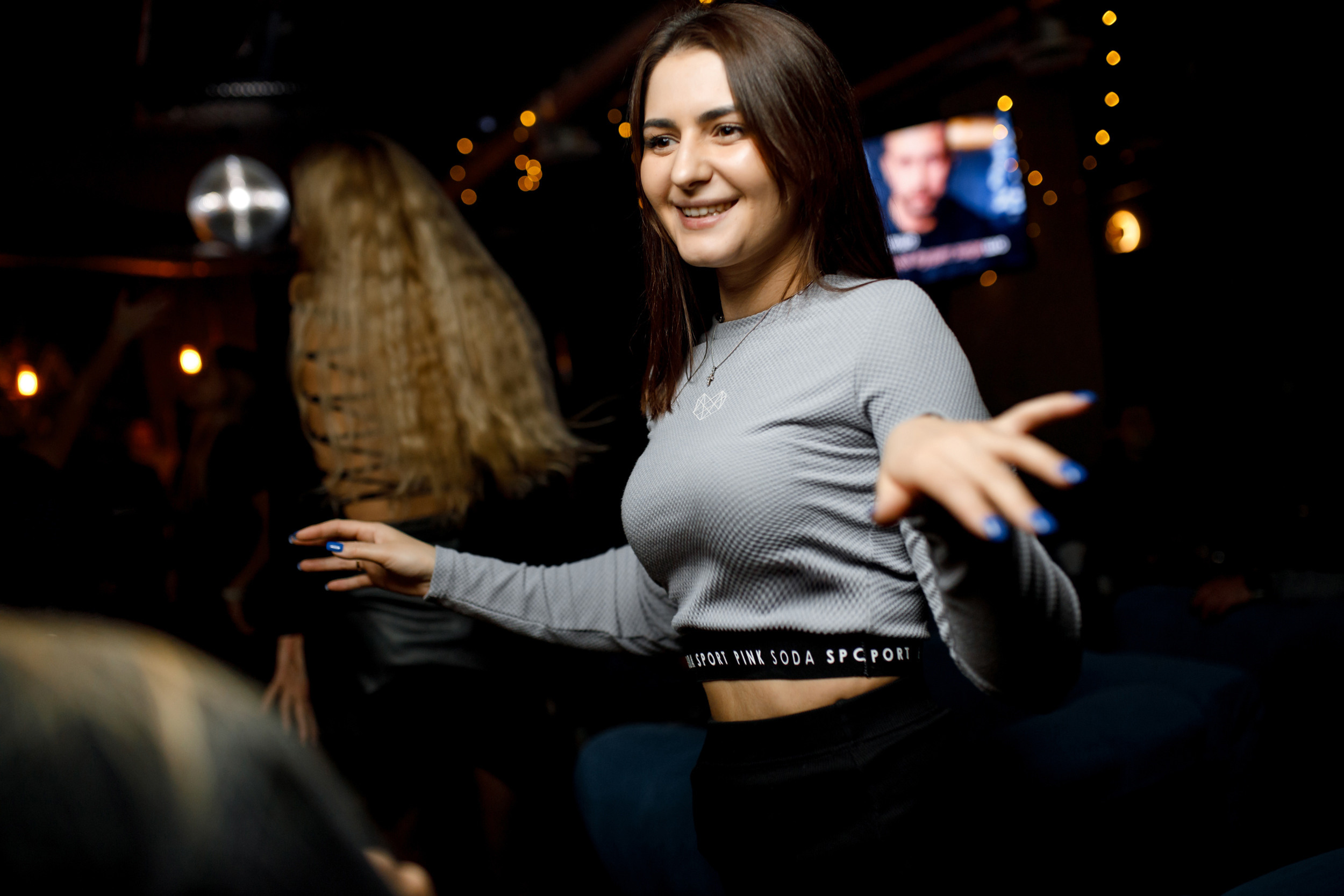 05\11\2022 Караоке в Мяте Спортивная. Мята Спортивная — Кальянная, караоке, бар в Минске