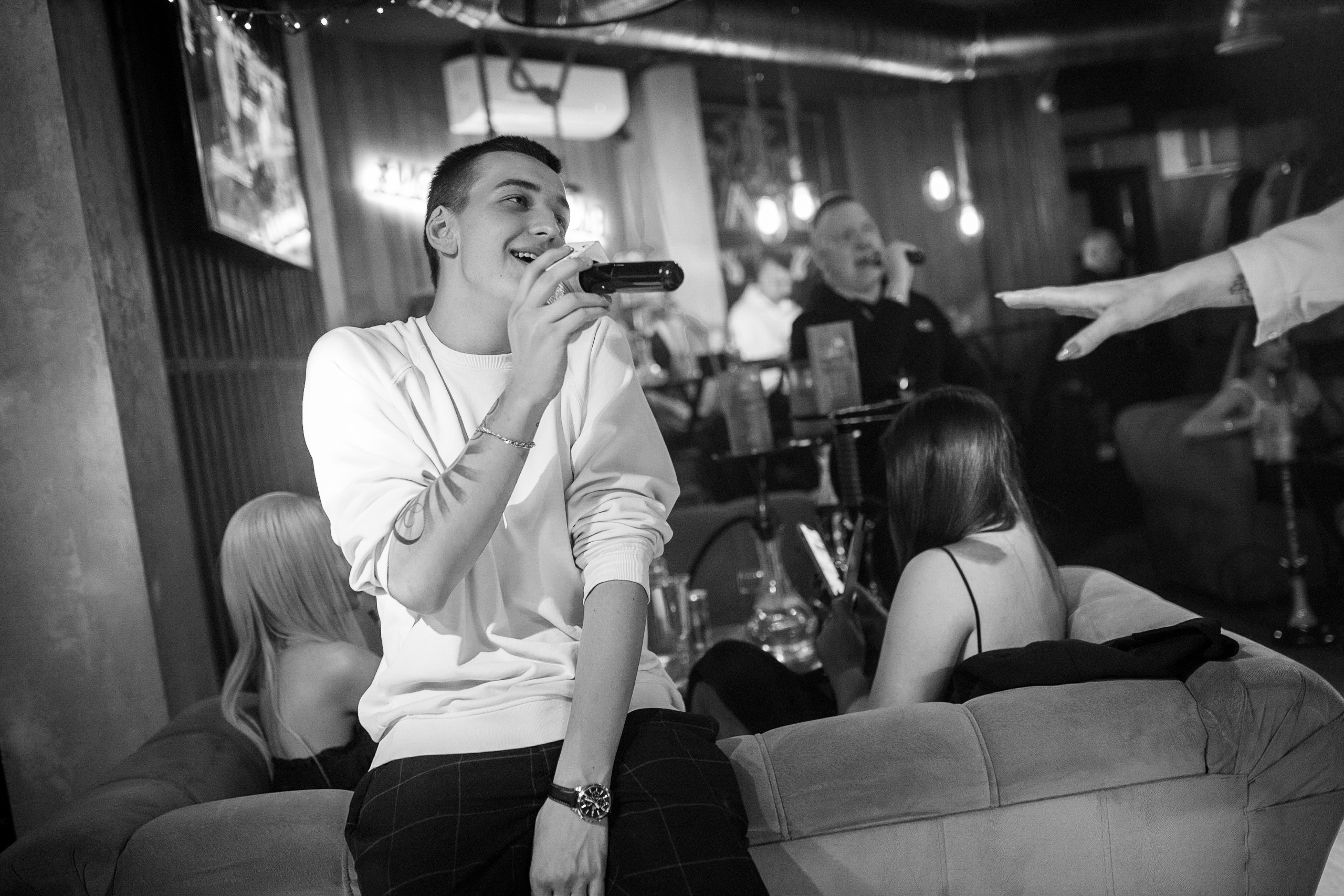 04\11\2022 Караоке в Мяте Спортивная. Мята Спортивная — Кальянная, караоке, бар в Минске