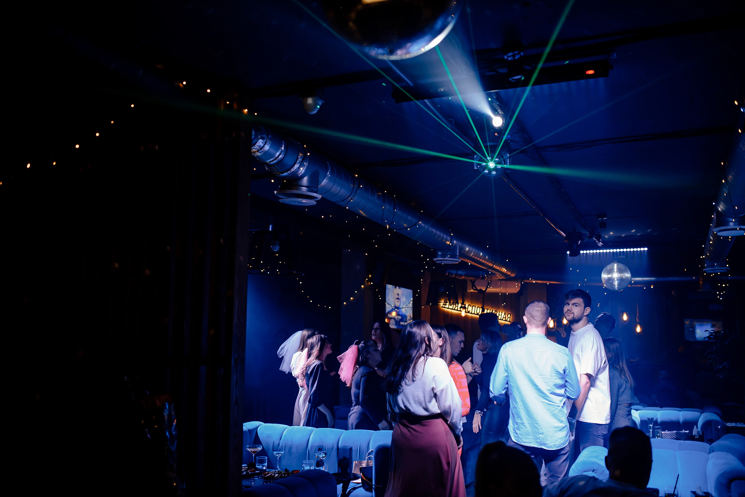 22\10\2022 Караоке в Мяте Спортивная. Мята Спортивная — Кальянная, караоке, бар в Минске