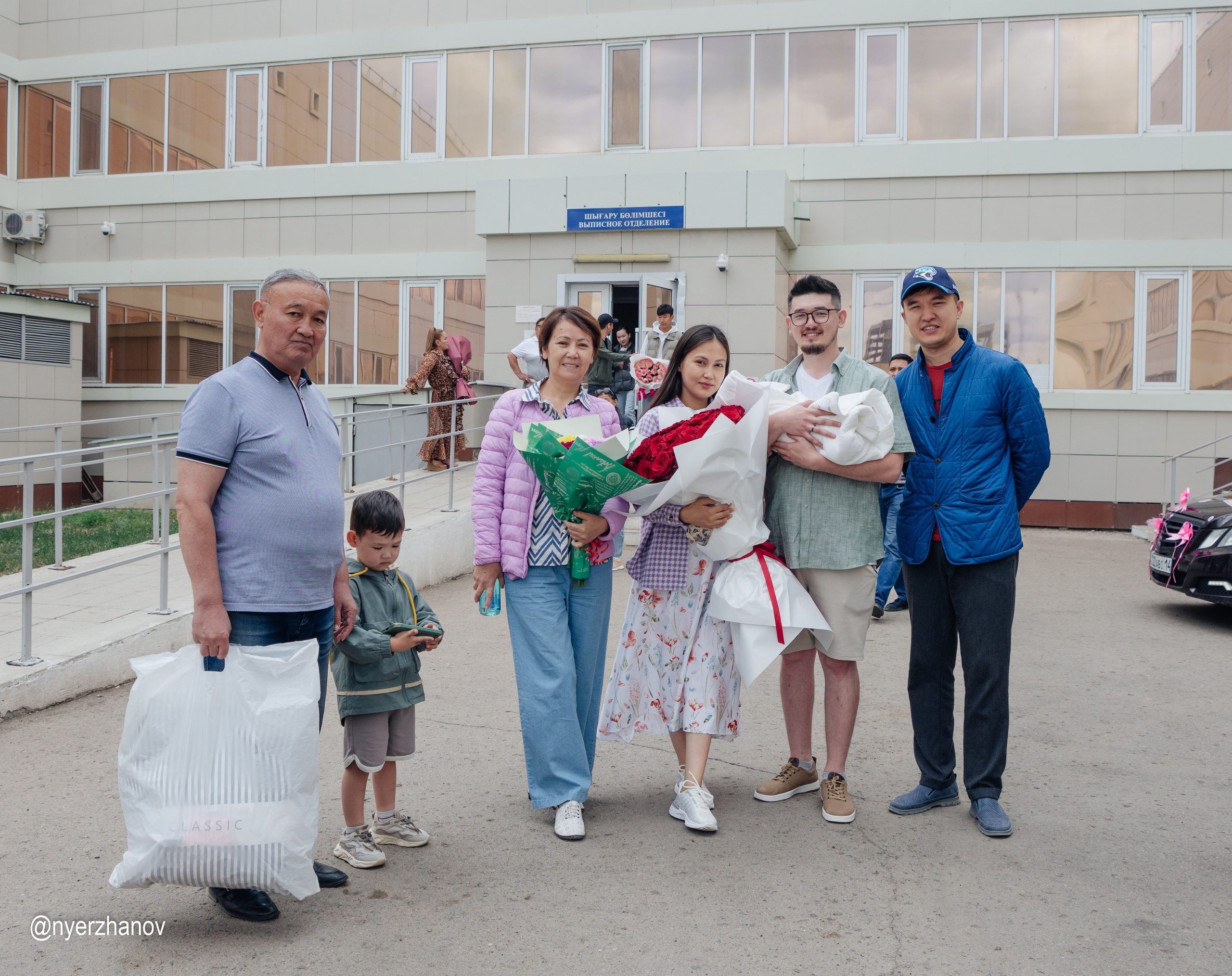 Данелия. Уличный и студийный фотограф в Астане Ержанов Нурасыл