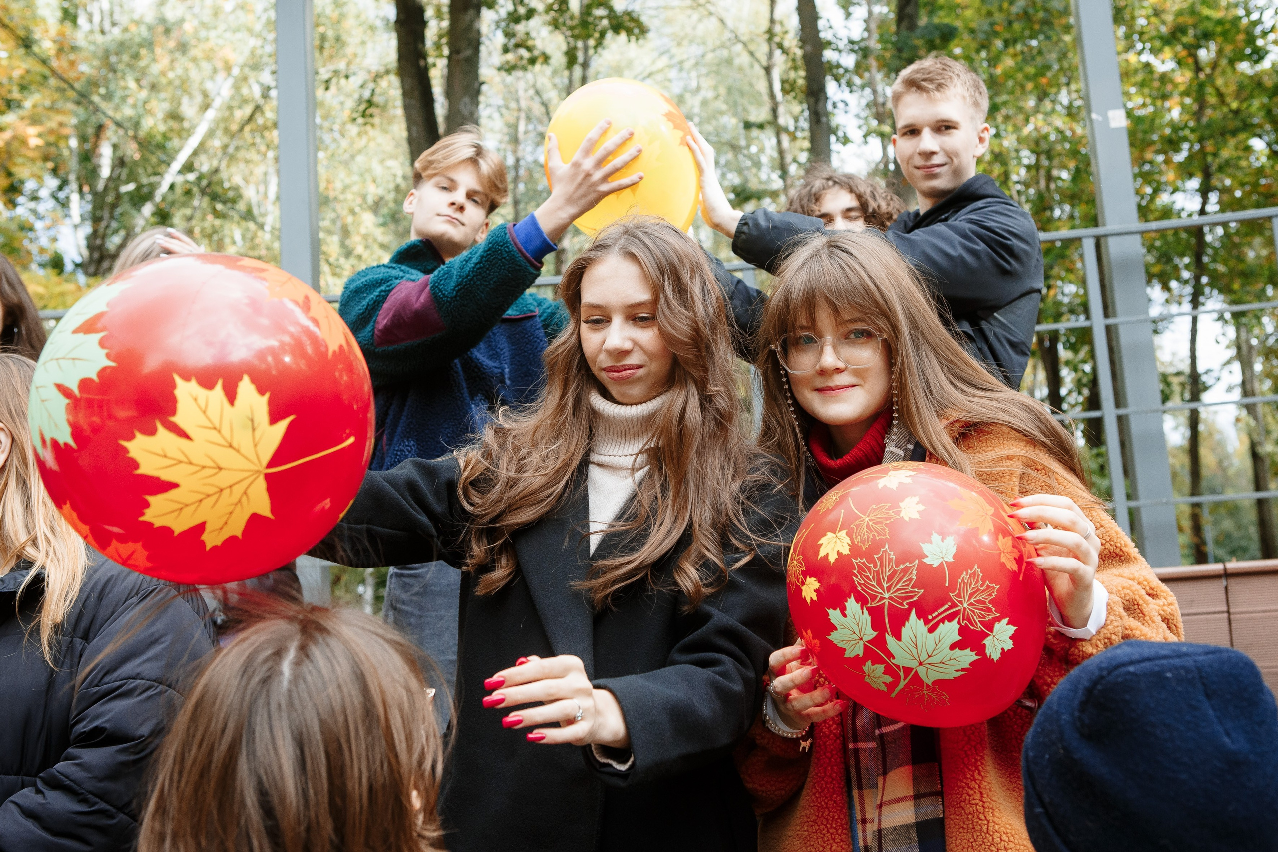 Осень Гимназия 12 11 А 2023. Свадебный и портретный Фотограф в Липецке Дмитрий Котюков