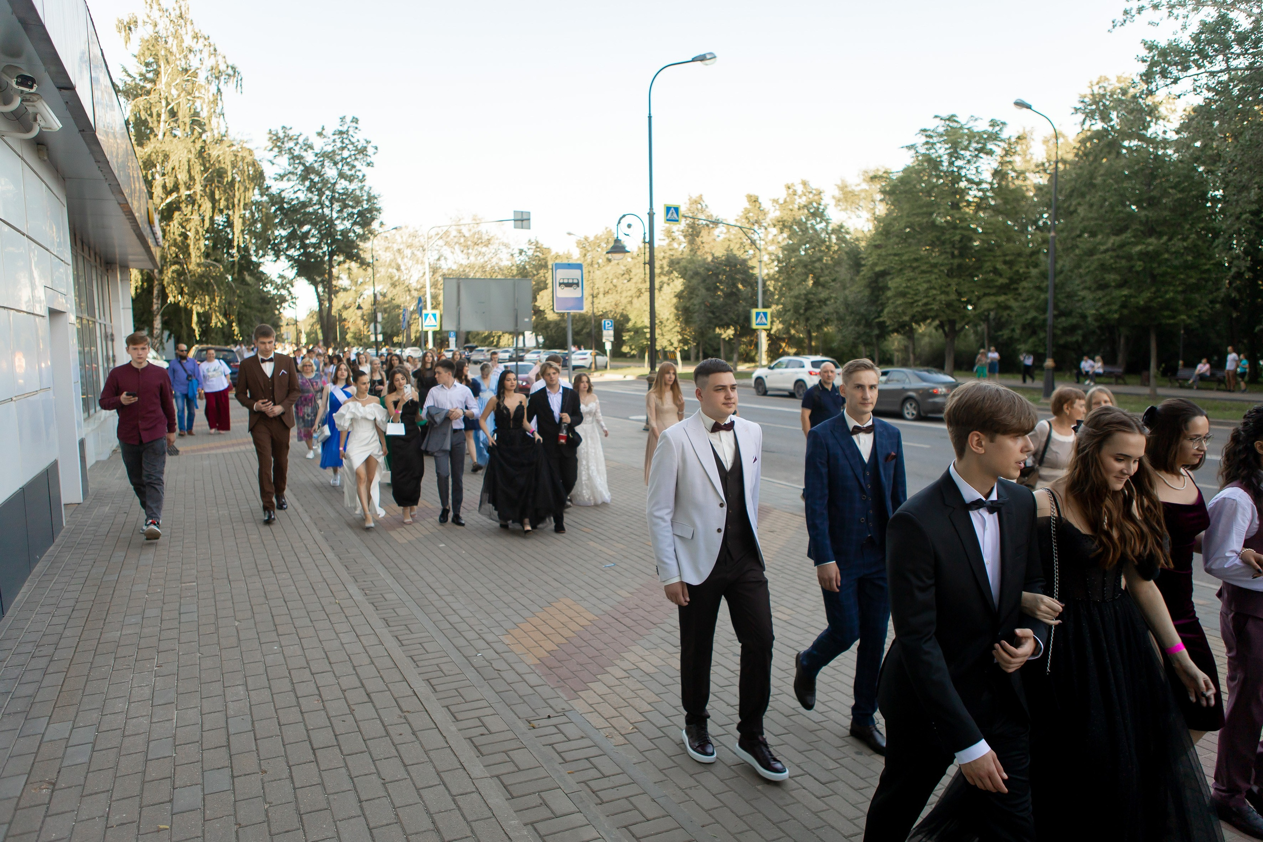 Выпускной Гимназия 12 2024 г. Свадебный и портретный Фотограф в Липецке Дмитрий Котюков
