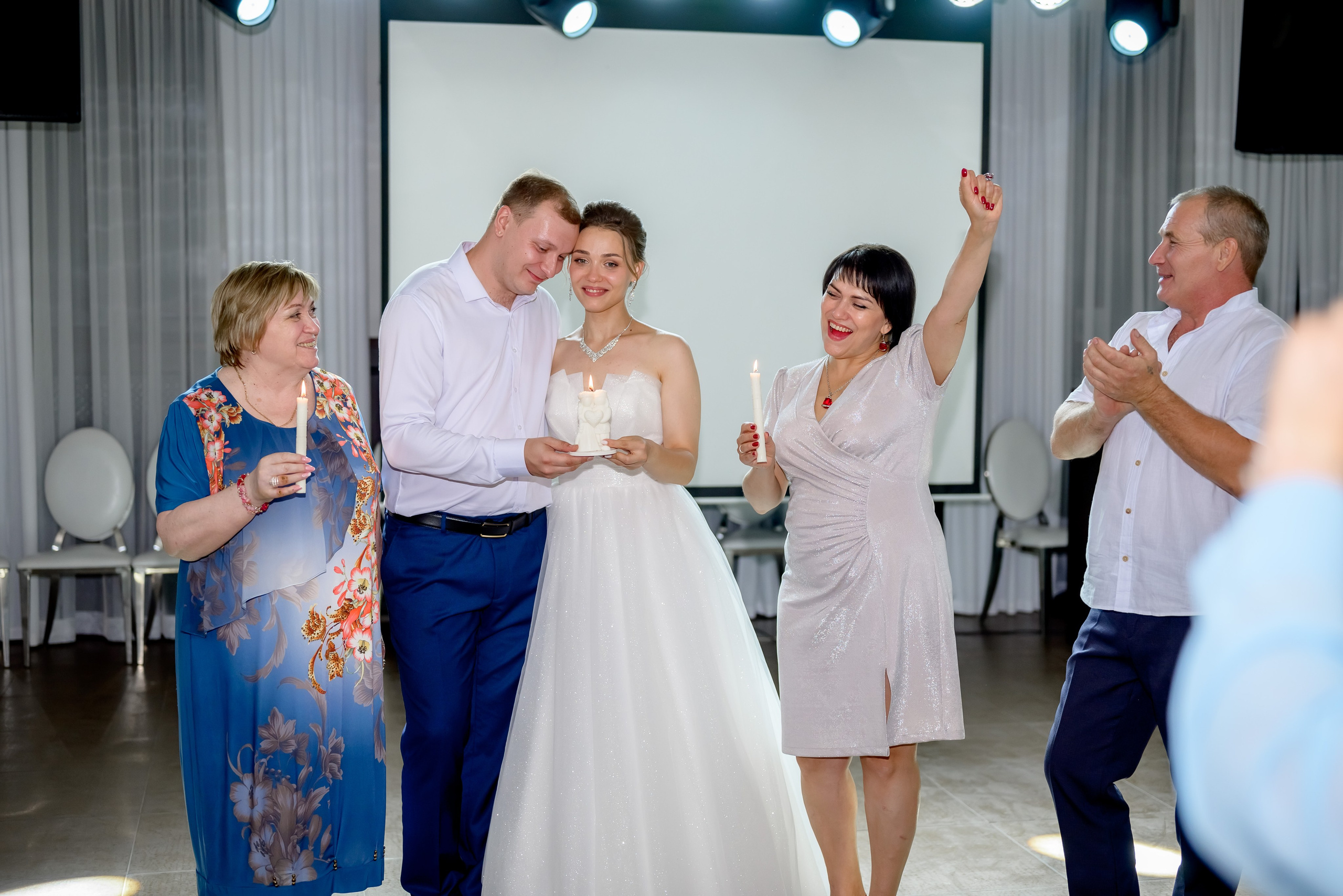 Банкетная часть. Юлия Басня семейный и свадебный фотограф в Донецке