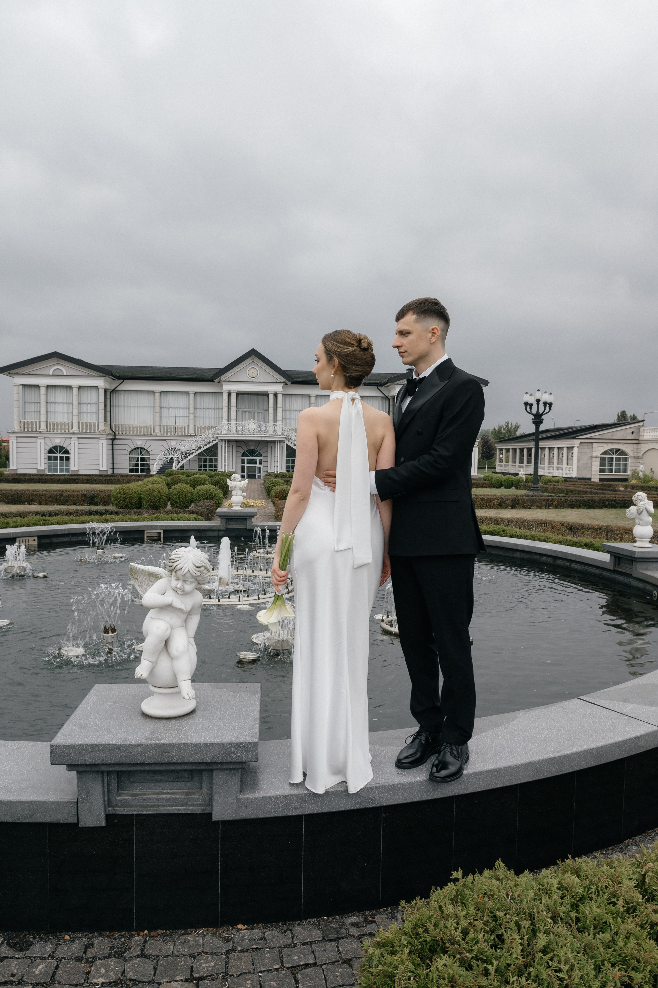 Wedding day in Martinique Bar. Wedding PHOTOGRAPHER Andrew Vnukov