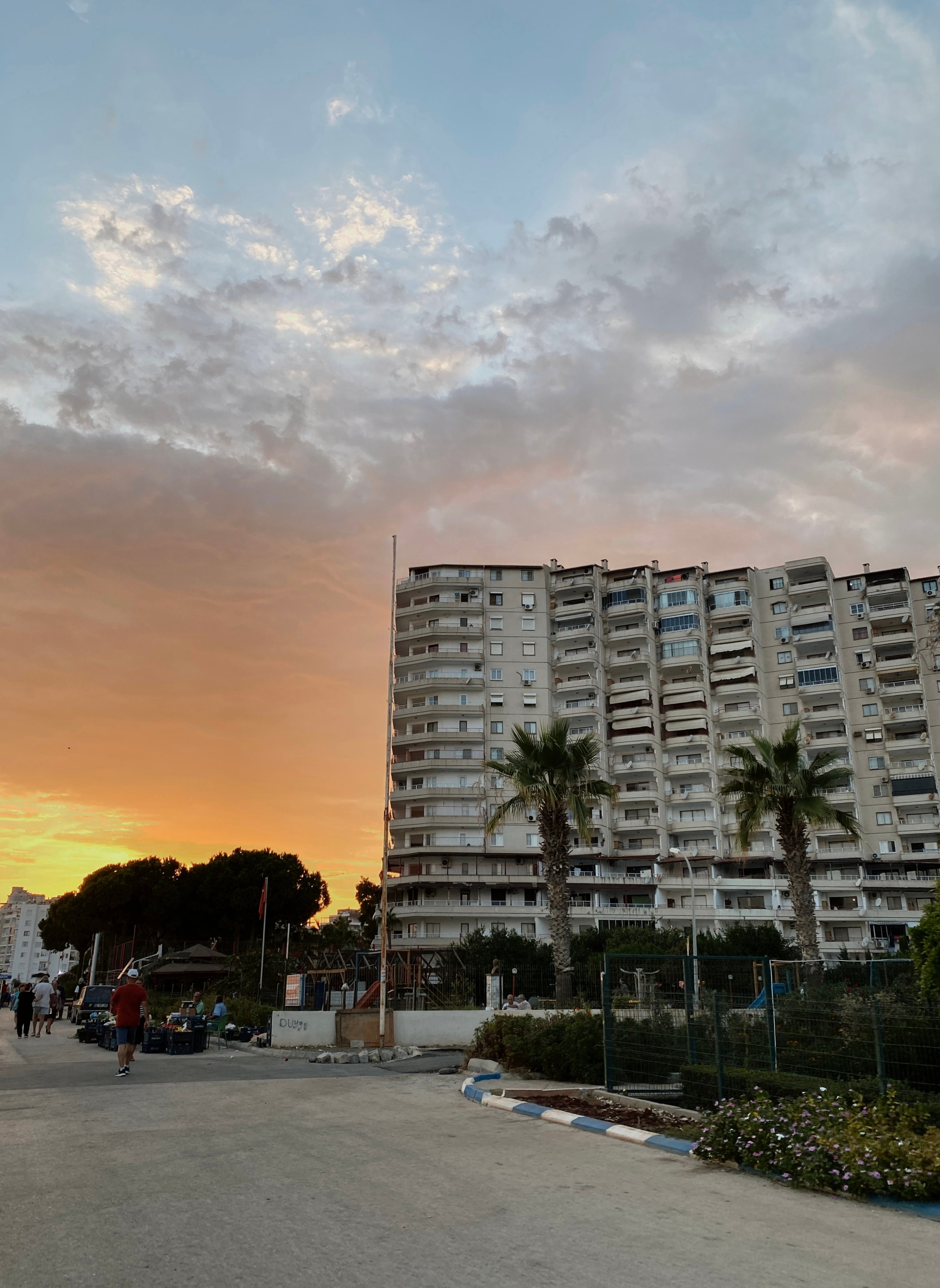 Iphone. Photographer in Turkey — Dari N