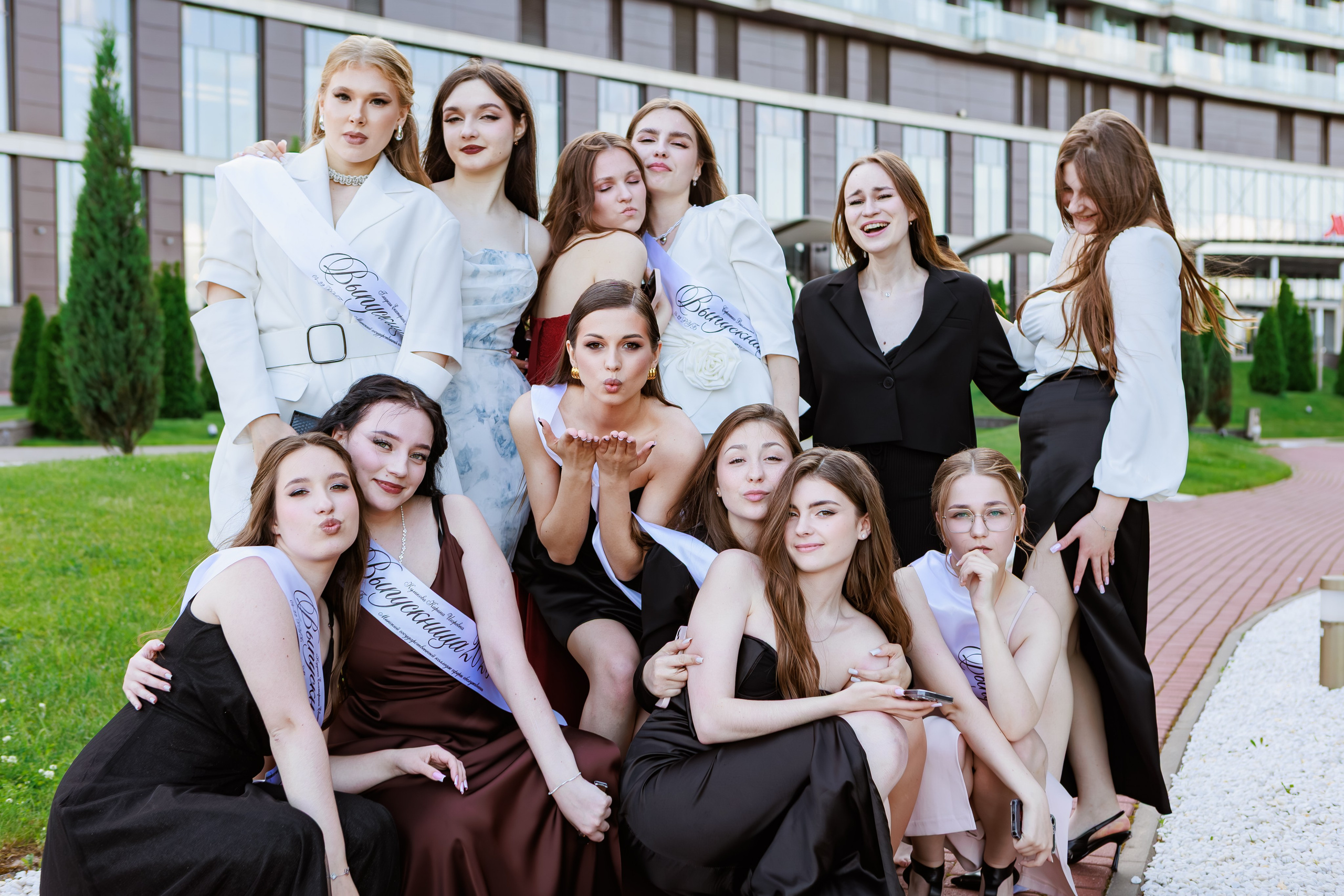 Выпускной колледж 2025. Репортажный фотограф Минск ❘ Костецкий Илья ❘ Беларусь