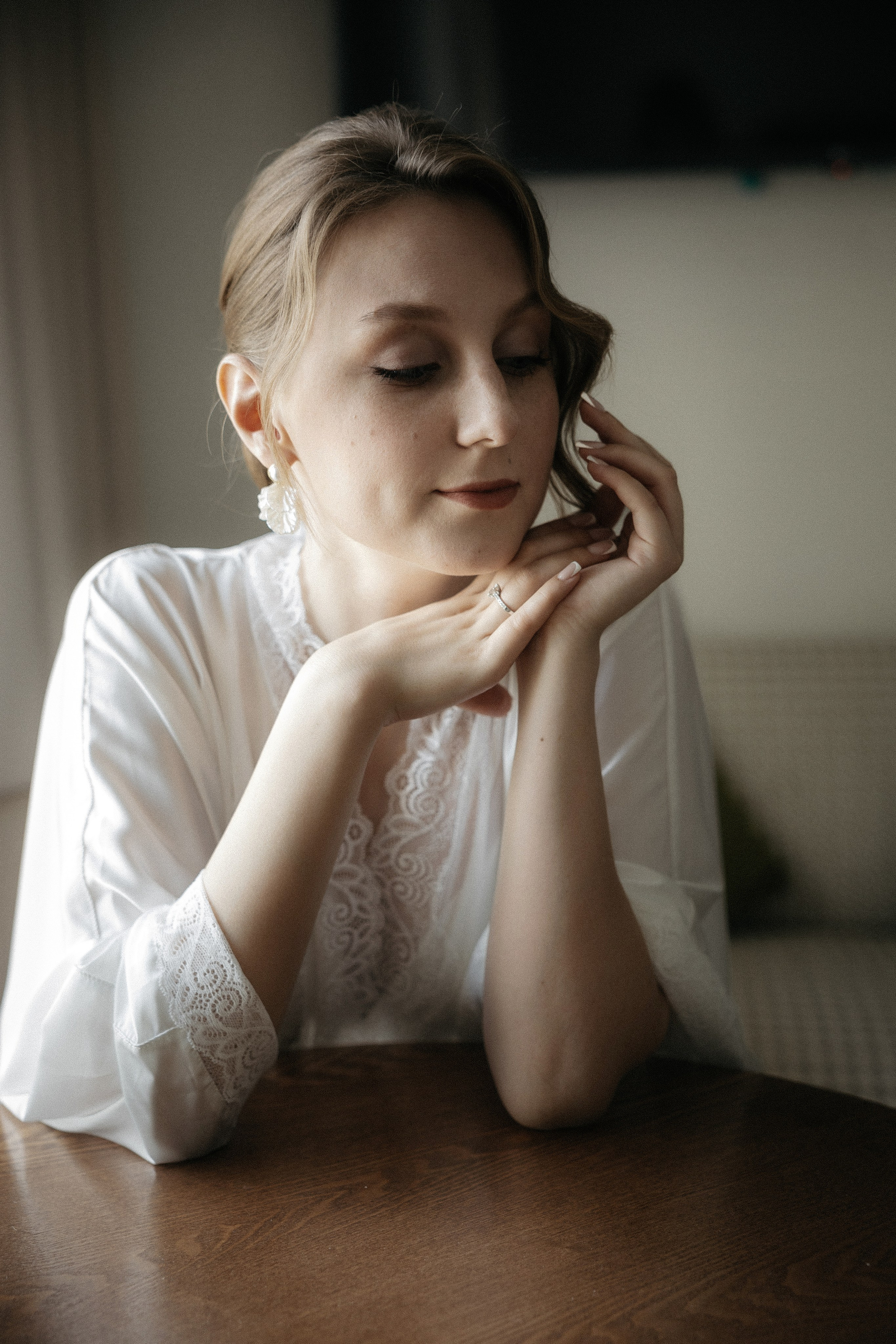 Утро невесты и свадебная фотосессия на теплоходе по Москве-реке