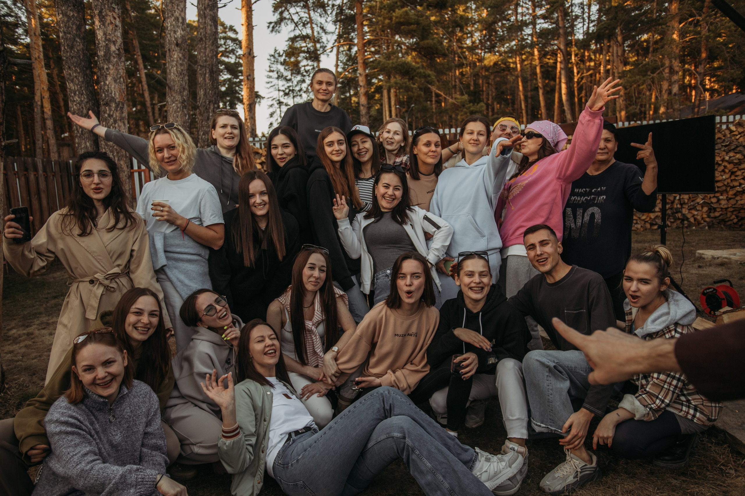 Корпоратив Muza_Arts. Венера Гайн. Репортажный фотограф  Тюмень. Обучение фотографии с 0