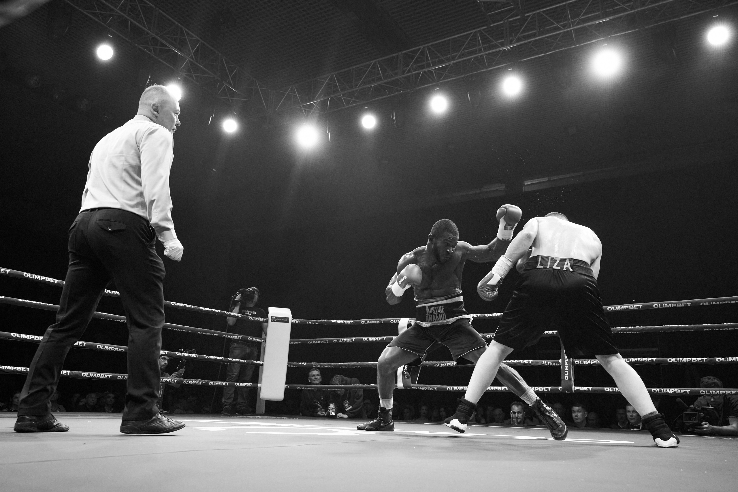 Бокс на Волге. Супер-быстрый репортажный фотограф в Самаре Ринат Калимуллин