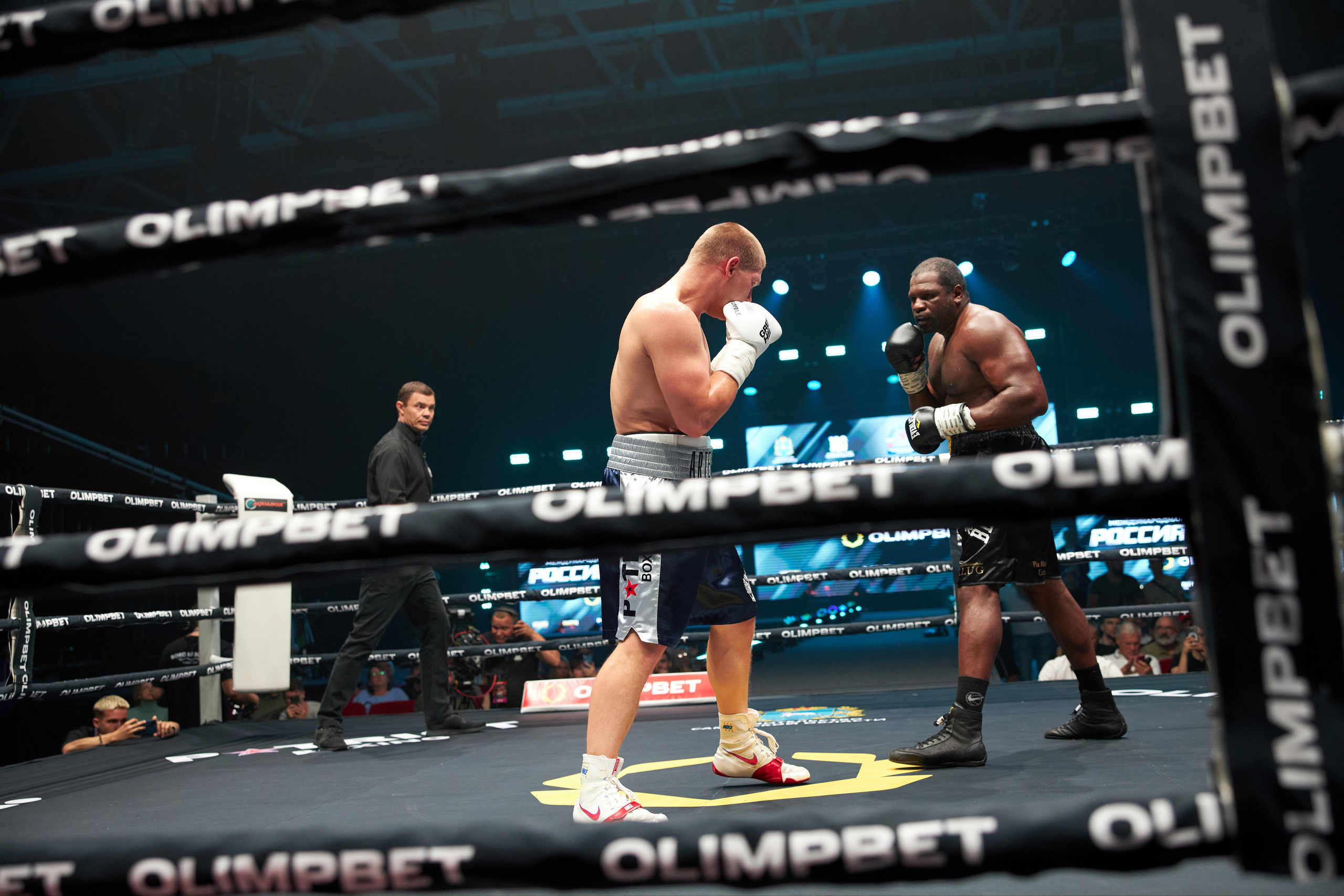 Бокс на Волге. Супер-быстрый репортажный фотограф в Самаре Ринат Калимуллин