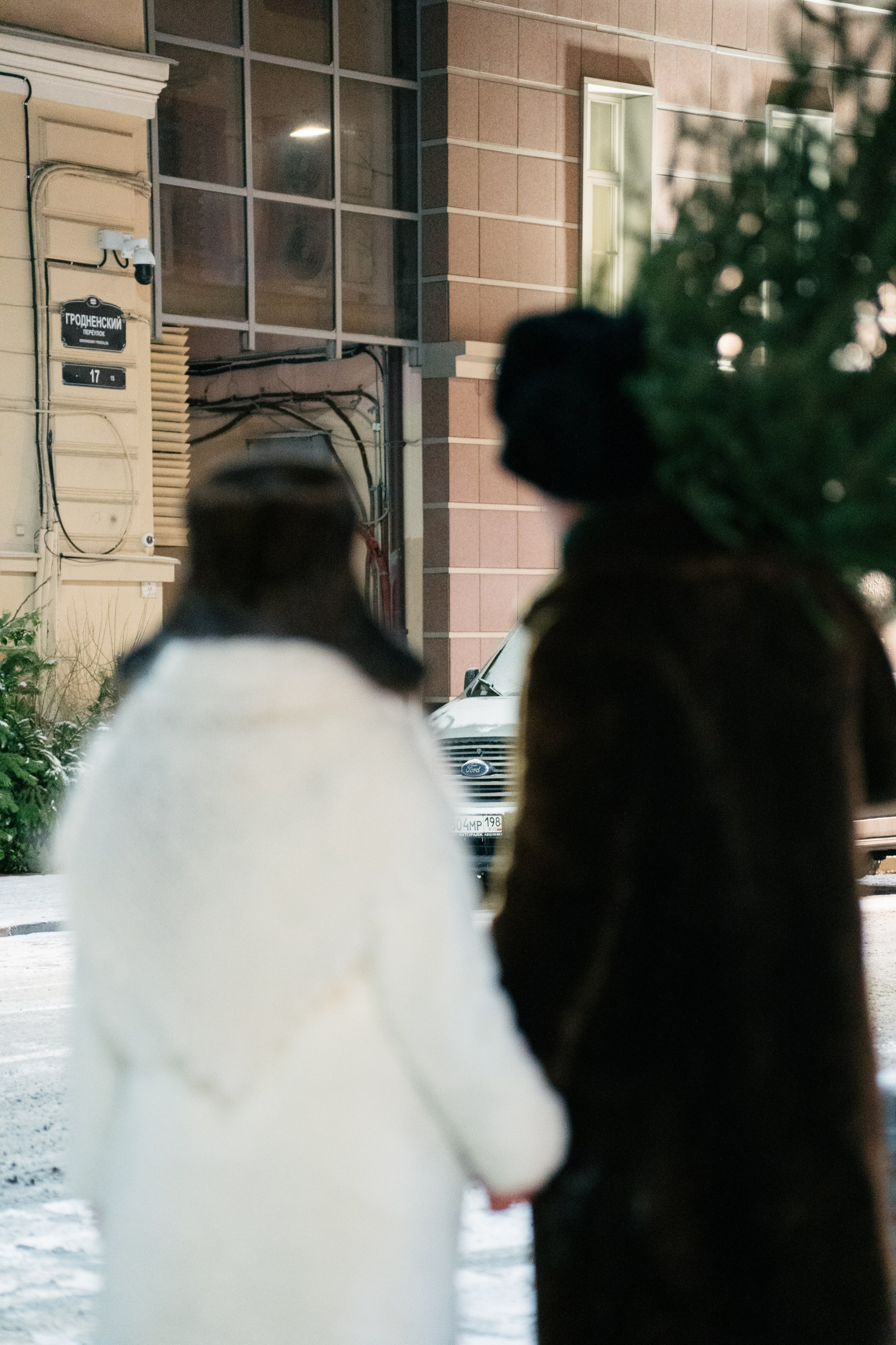 НОВОГОДНЯЯ ПРОГУЛКА ПАРЫ ПО ЧЕРНЫШЕВСКОЙ ПЕРЕД НОВЫМ ГОДОМ. Профессиональный фотограф, Санкт-Петербург — Виктория Богомолова