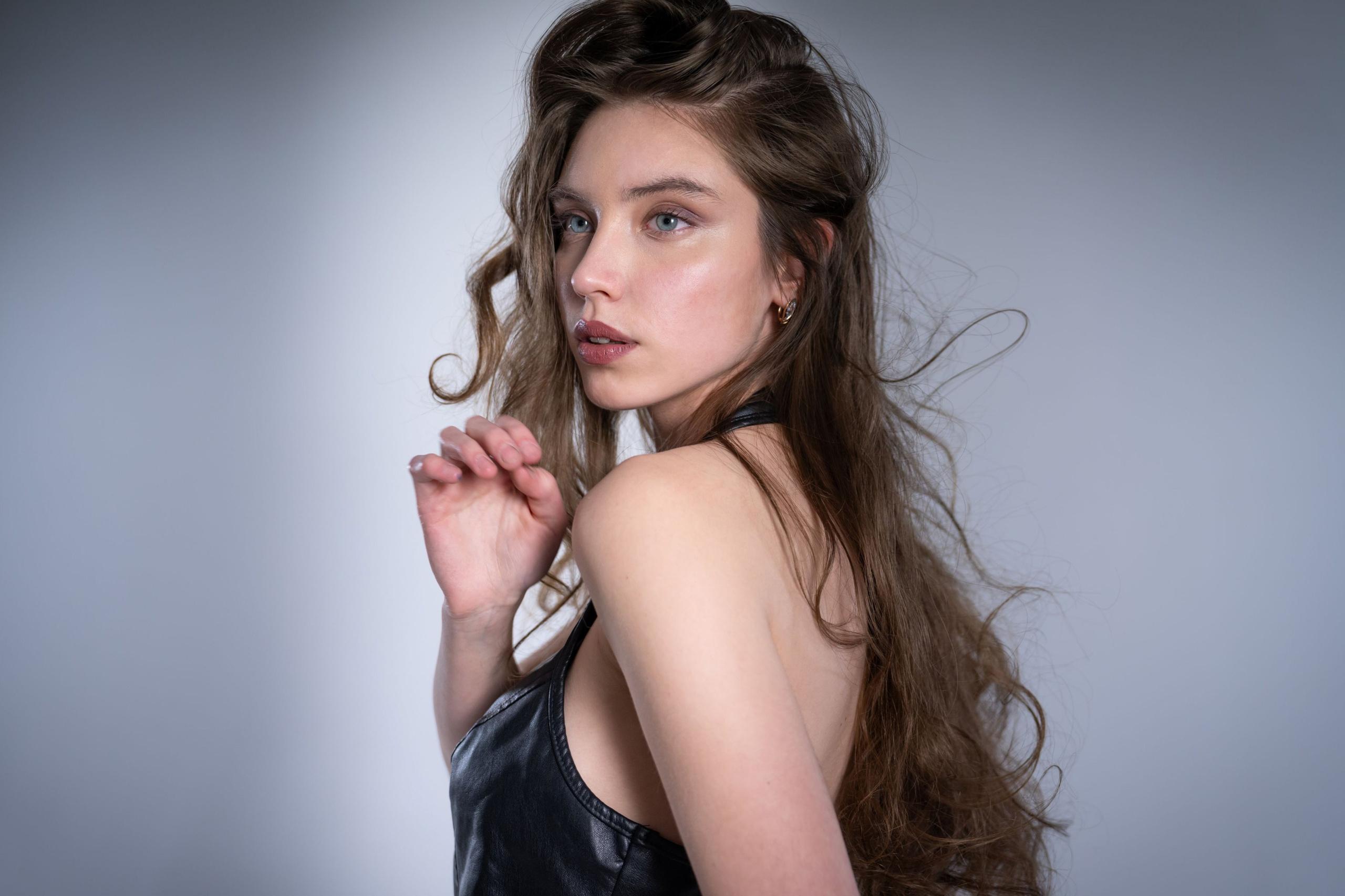 Коммерция leather. Костюмер, художник кино и телевидения в спб