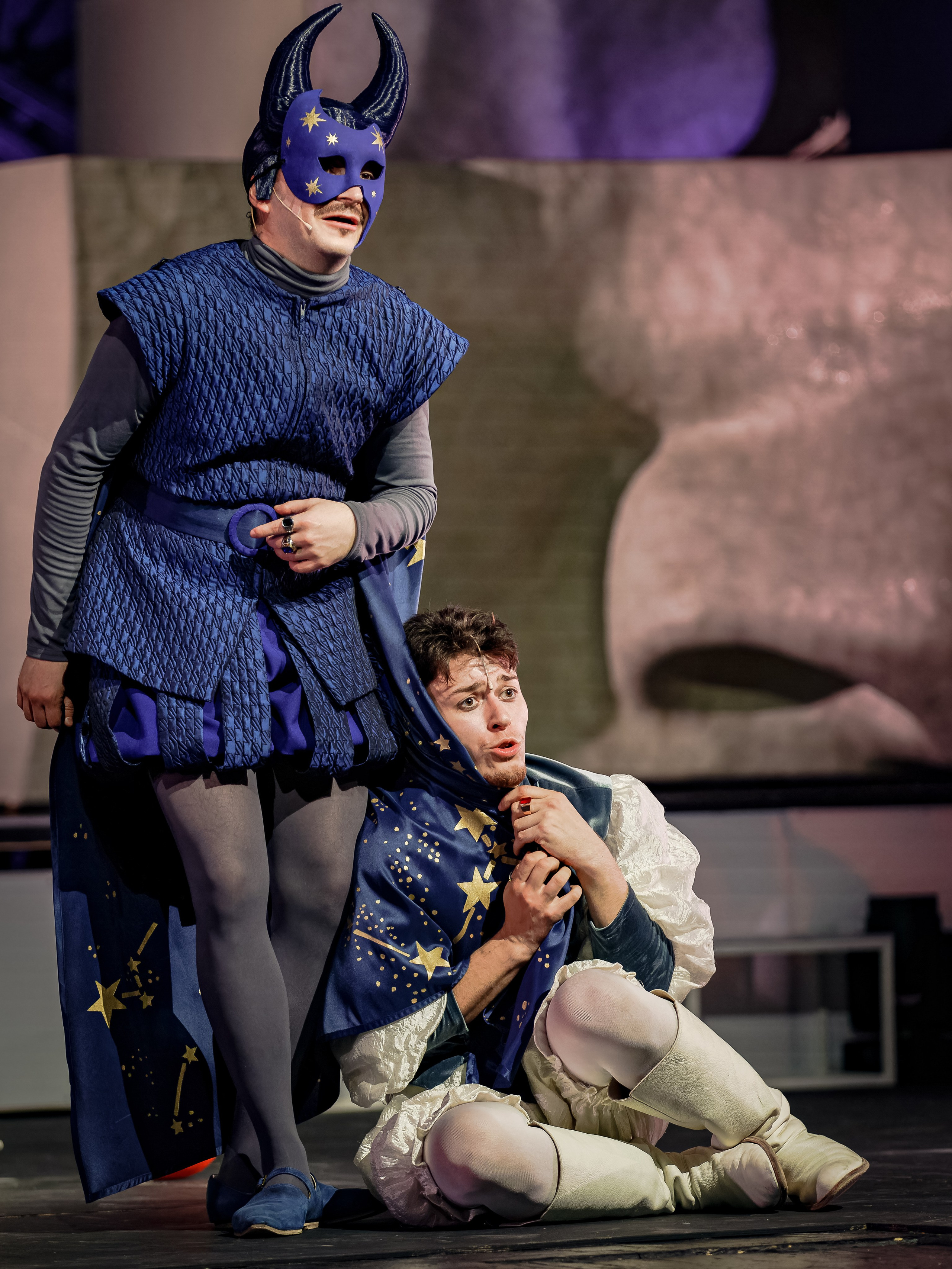 Любовь к трем апельсинам_Чехов Центр. Фотограф. г. Южно-Сахалинск. Олег Толстов