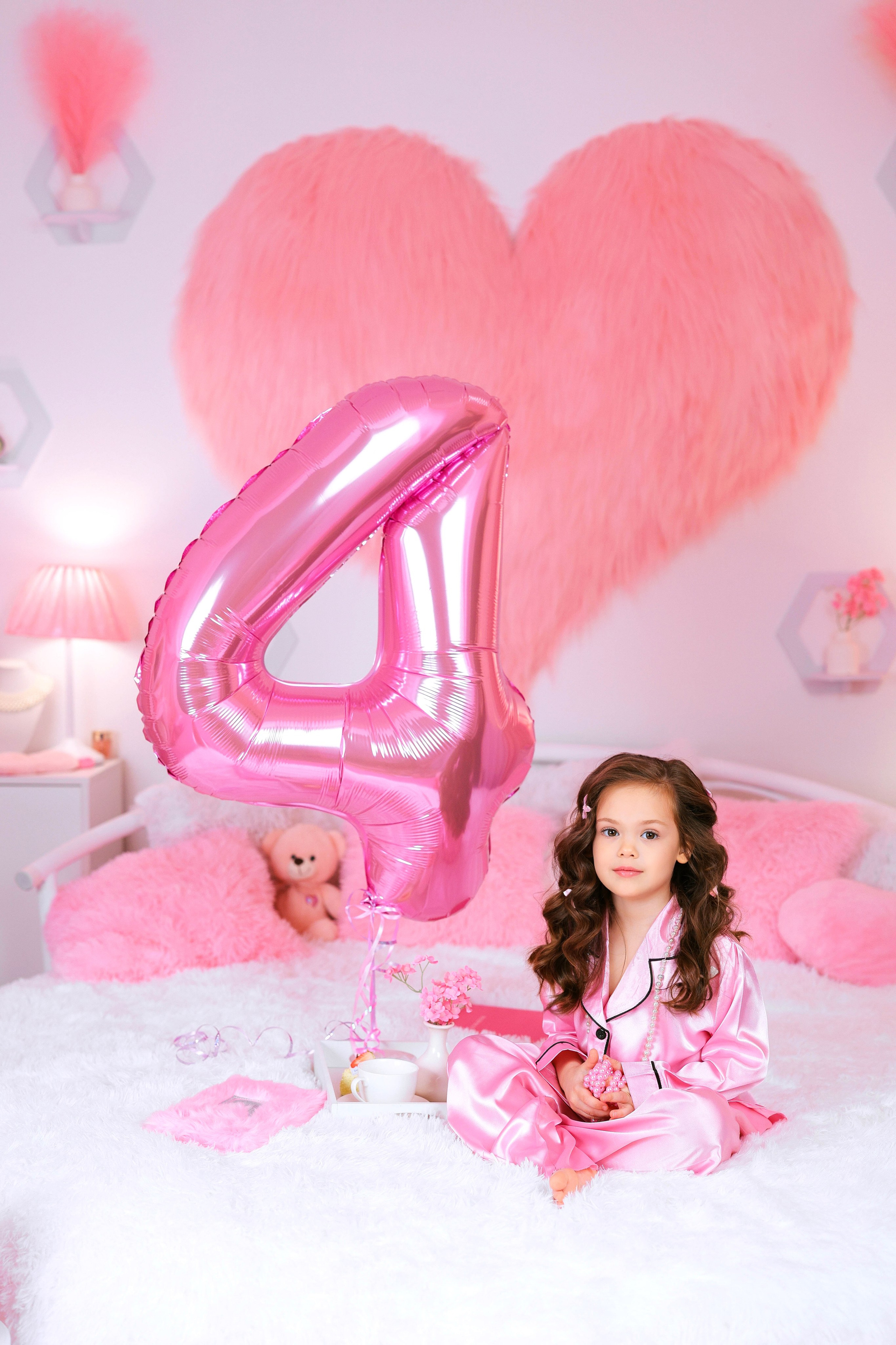 РОЗОВАЯ КОМНАТА