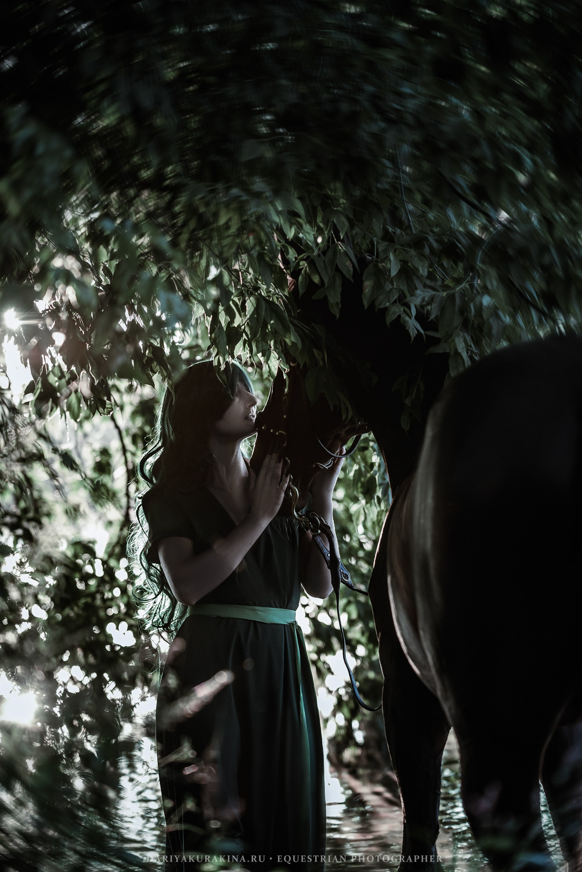 Мрачная русалка. Конный фотограф Куракина Дарья • Фотосессии с лошадьми