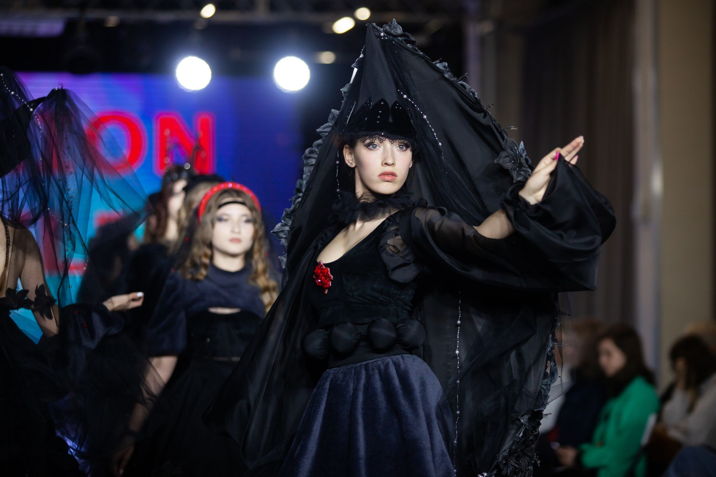 Фестиваль моды и красоты Fashion Style (11 мая 2024). Репортажный фотограф Алексей Пирязев