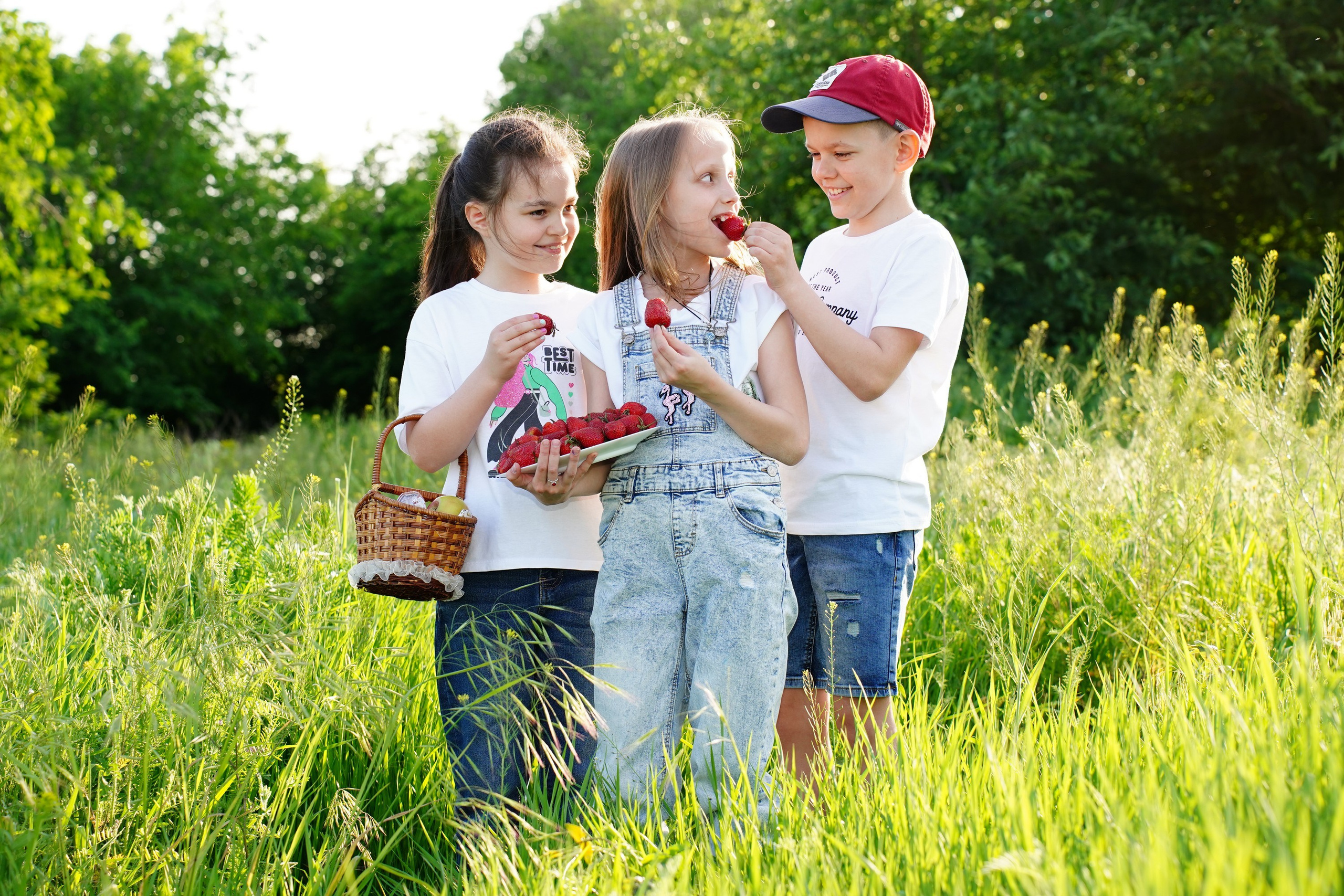 Фотосессия с классом 75 шк 2023. MEMENTO.Выпускные альбомы, школьные, юбилейные и другие книги. Ростов-на-Дону