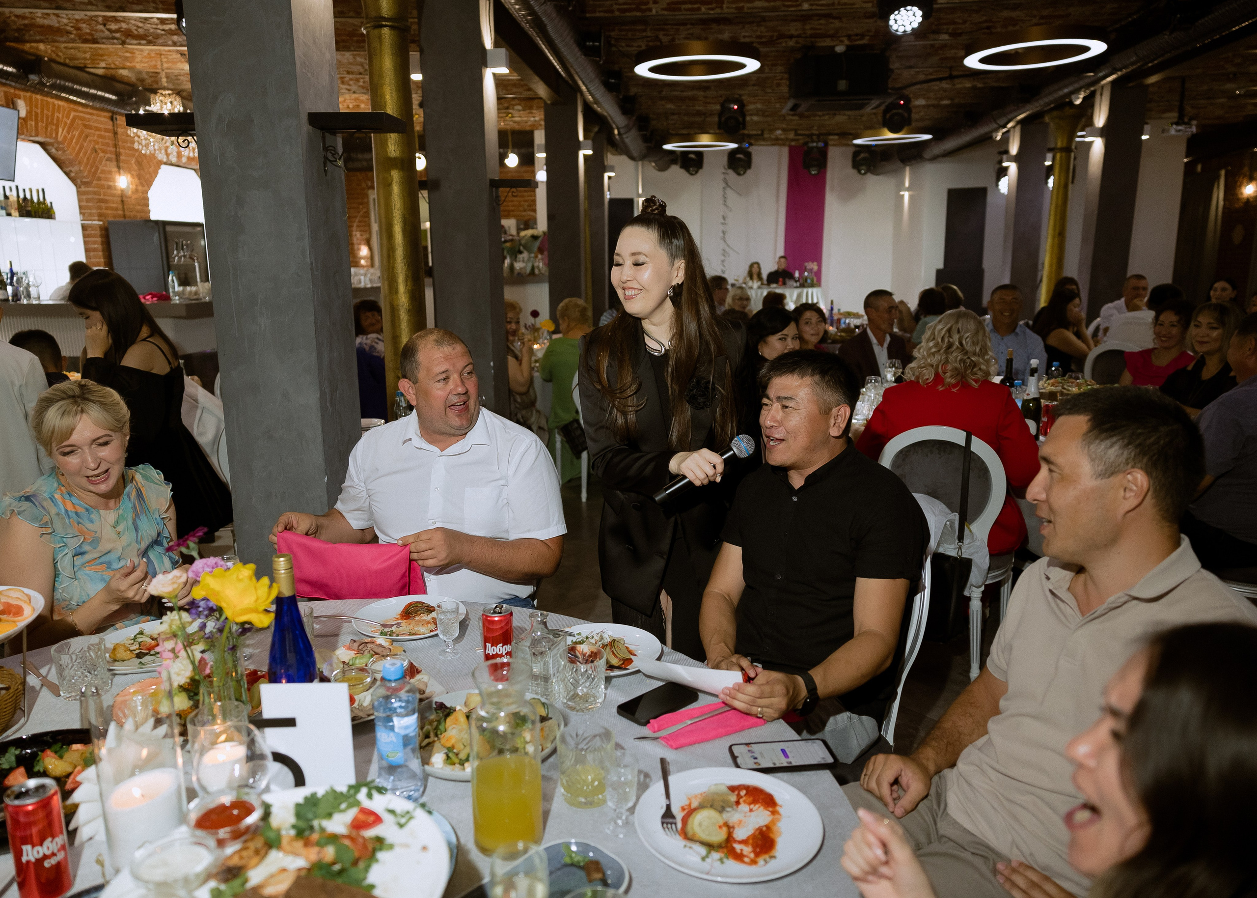 Дмитрий и Алита. Фотограф Эмиль Исякаев