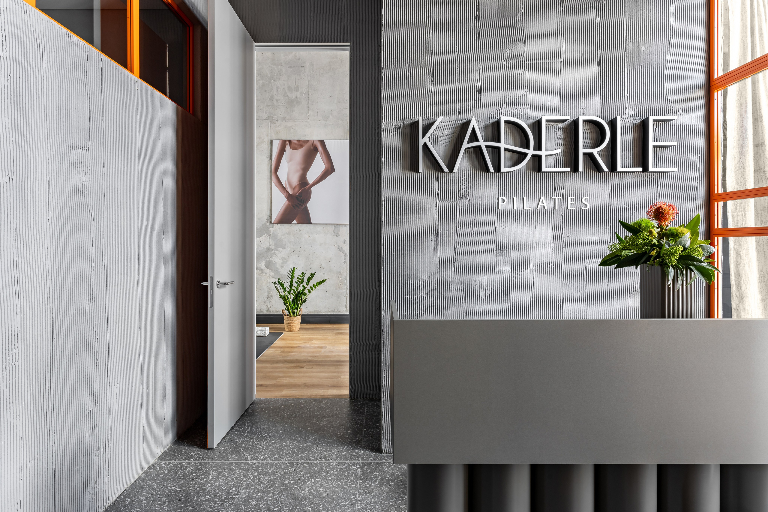 Kaderle. Интерьерный и архитектурный фотограф Михаил Бравый