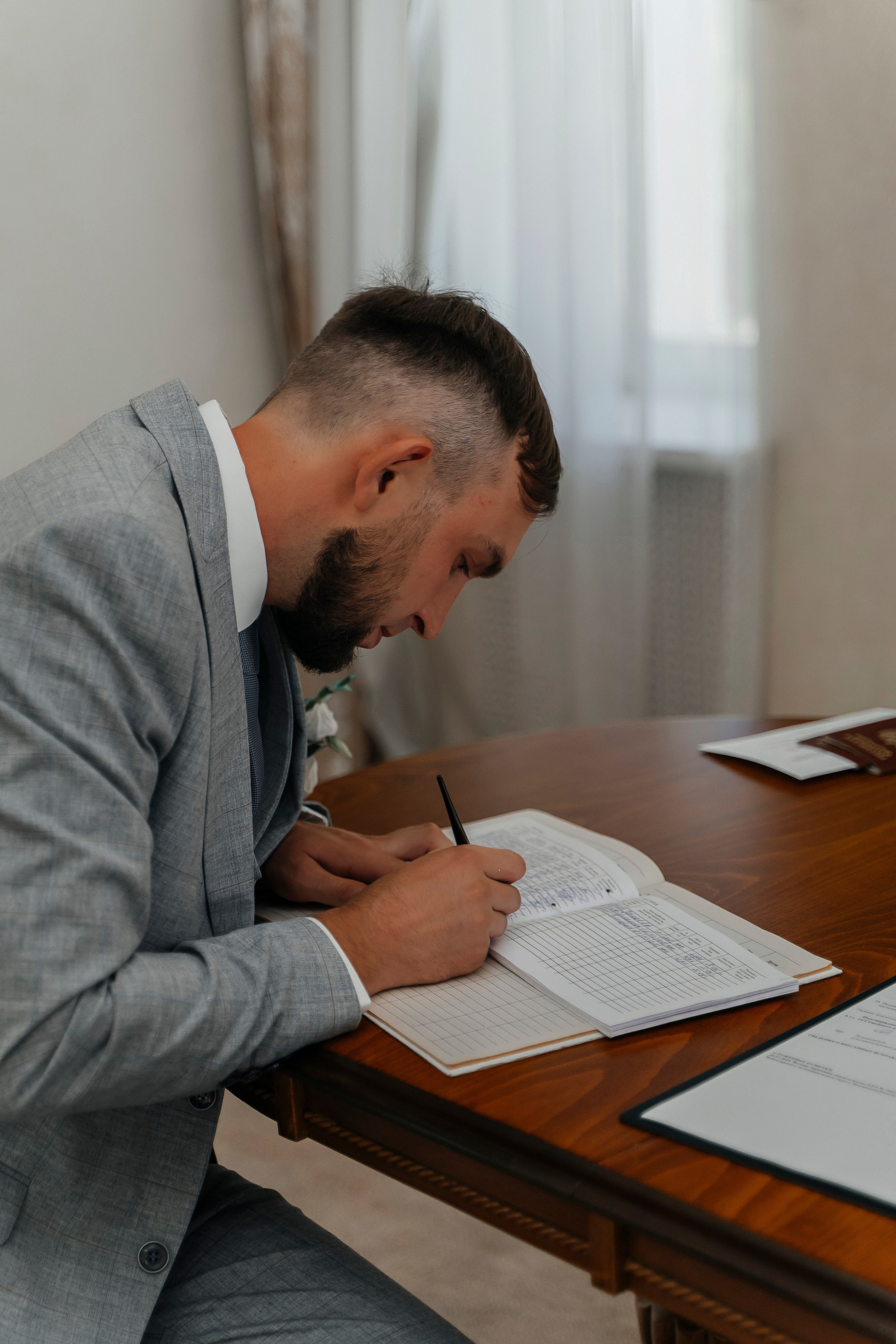 Свадебная фотосъёмка в ЗАГСЕ. Свадебный фотограф видеограф Чебоксары