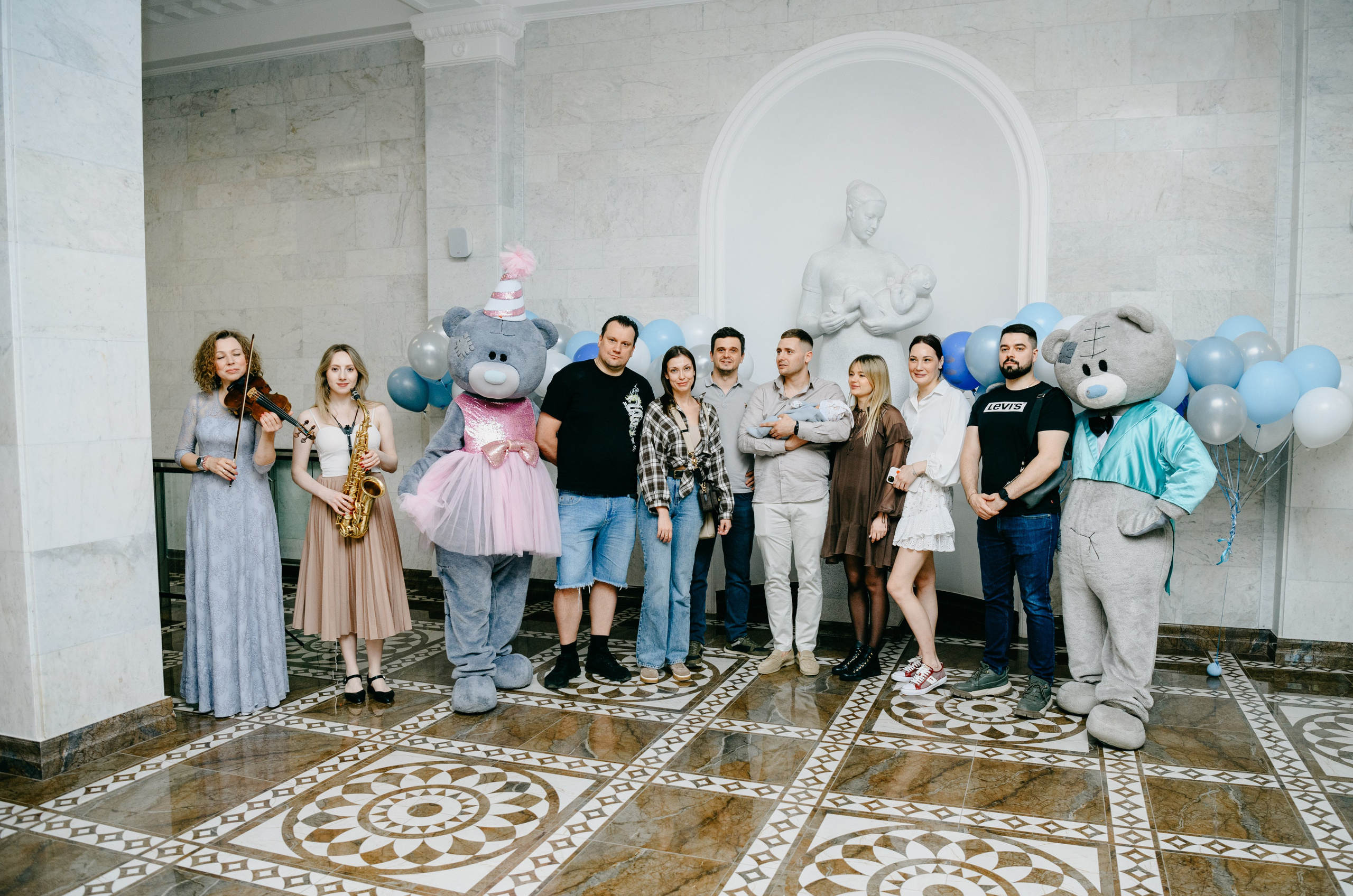 Выписка Владимира. Снегиревка. Фотограф на выписку из роддома в Москве и МО