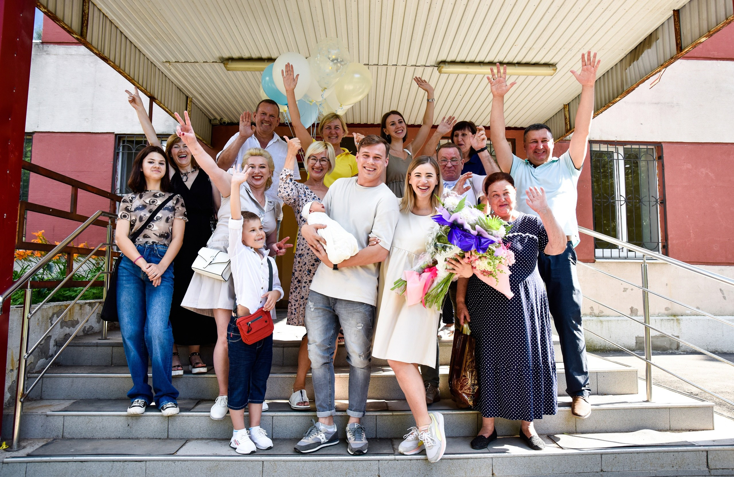 Фотосессия выписки из роддома в Самаре