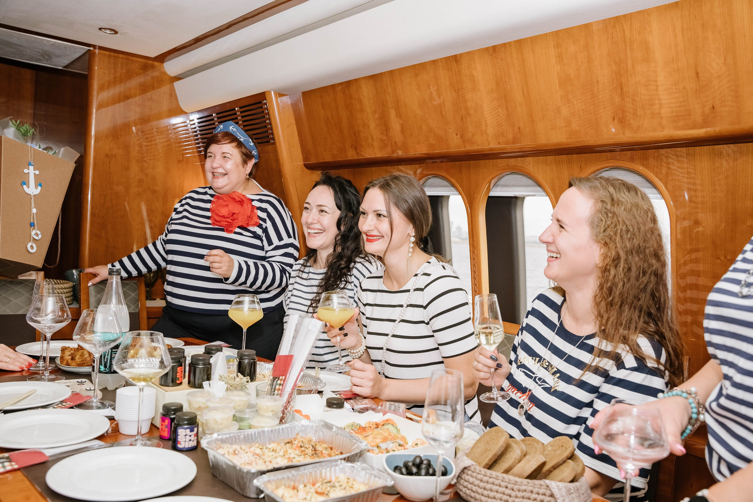 Прогулка по Неве