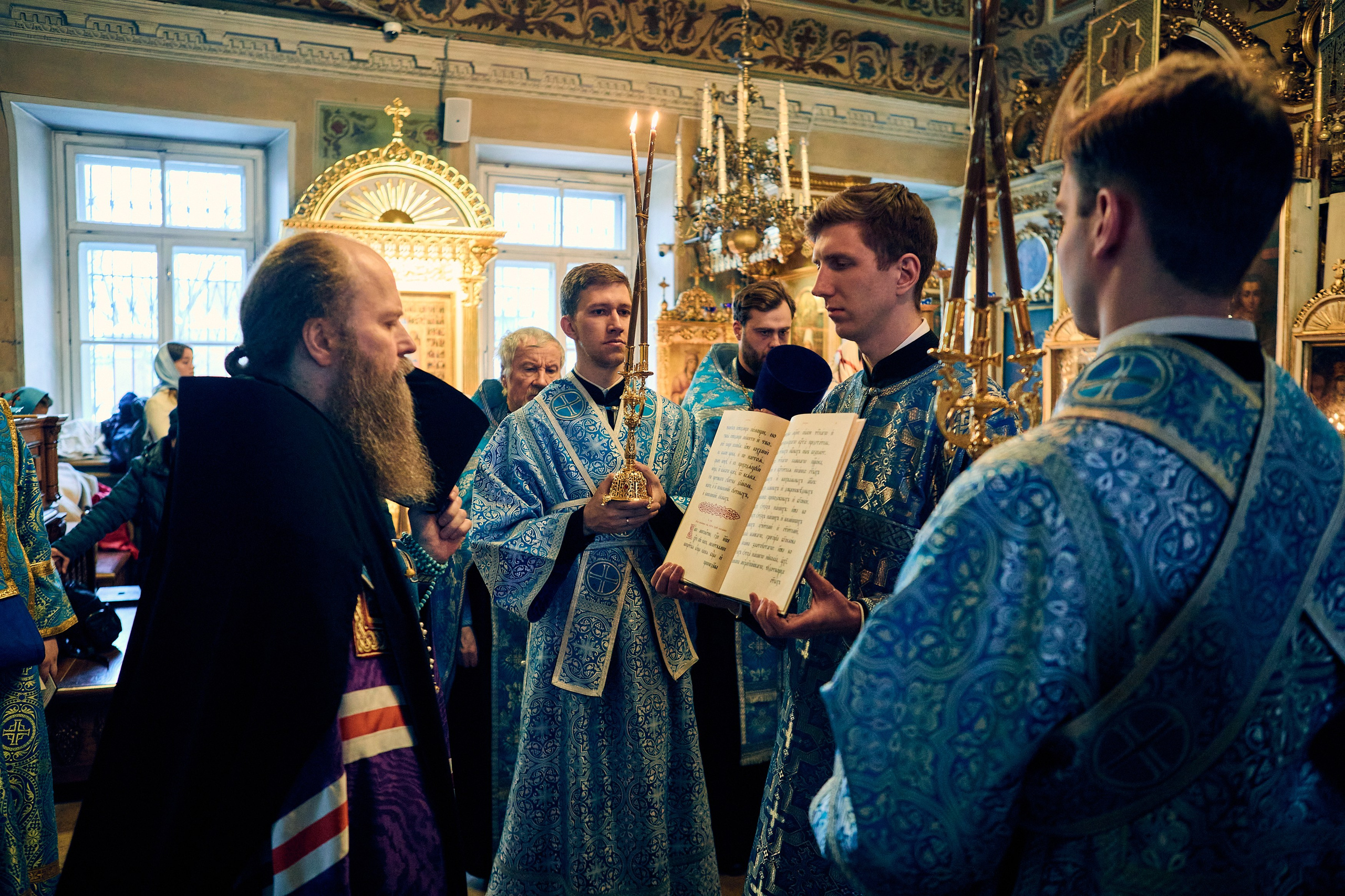 Всенощная на БЛАГОВЕЩЕНИЕ ПРЕСВЯТОЙ БОГОРОДИЦЫ. DMITRY MOISEENKO — фотограф, художник, топ-стилист