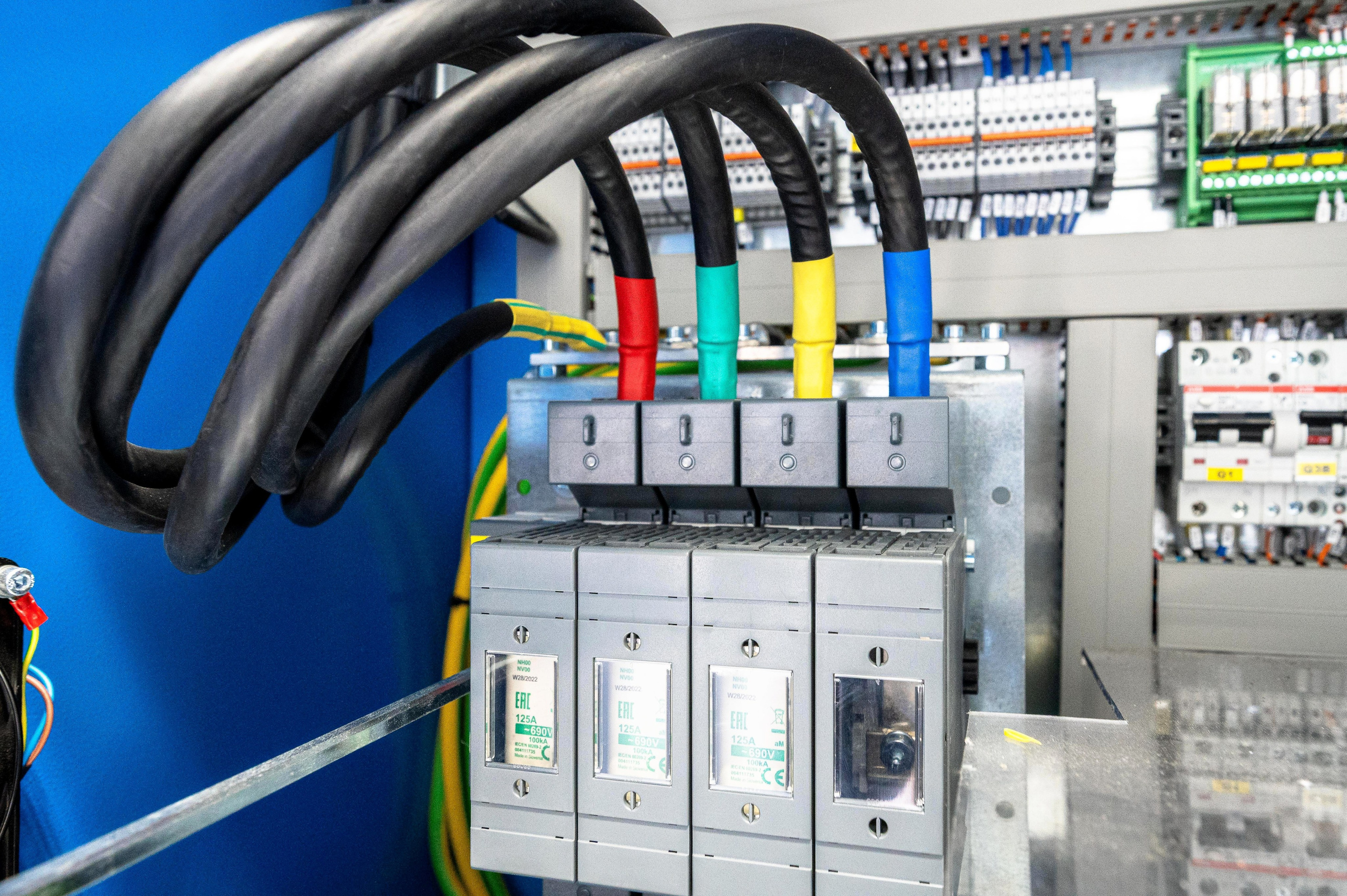 Промышленный фотограф. Интерьерный фотограф. Фото- видеосъемка недвижимости Санкт-Петербург