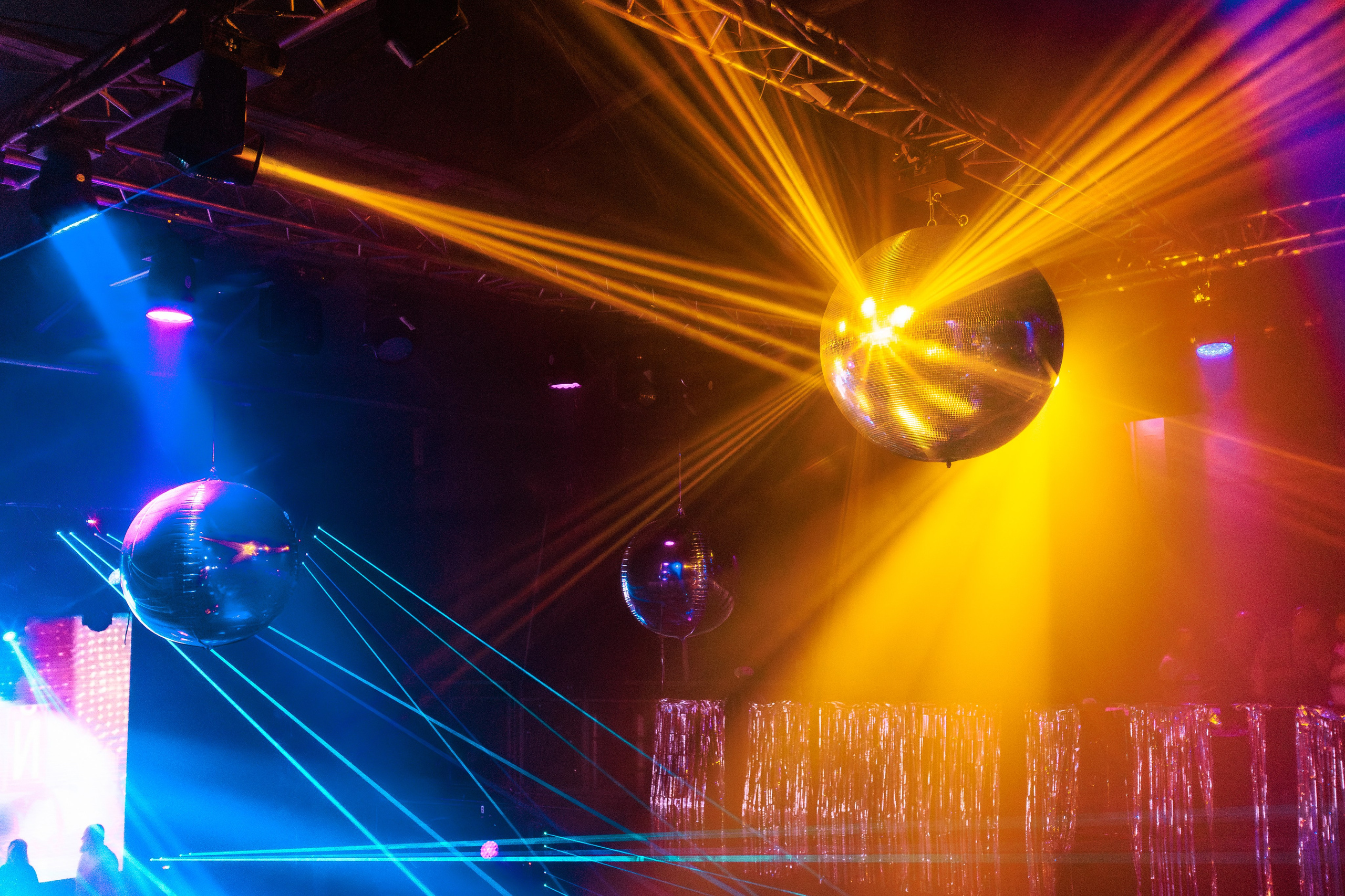 Вечно молодой. Репортажный фотограф Екатеринбург | Яркий, качественный репортаж | Концерты, клубы, репортаж, праздники, корпоративы