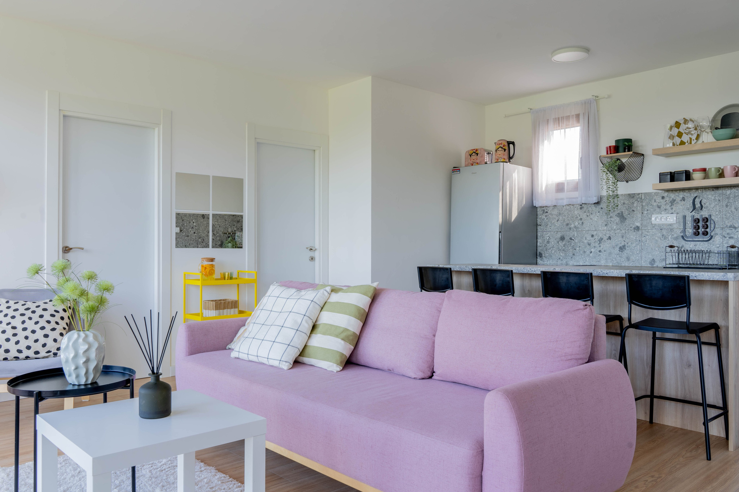 Rent a NEST Arandjelovac. Меня зовут Лиана.я видеограф и фотограф 📍 Работаю в Москве и МО